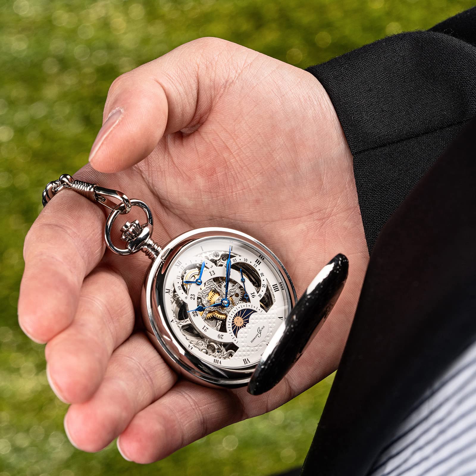 Hermann Jäckle Herren Taschenuhr Calw Skelett Dual Time 50 mm | Made in Germany, Dual Time Anzeige, Handaufzugswerk, beidseitig offen, inklusive Kette und Reiseetui