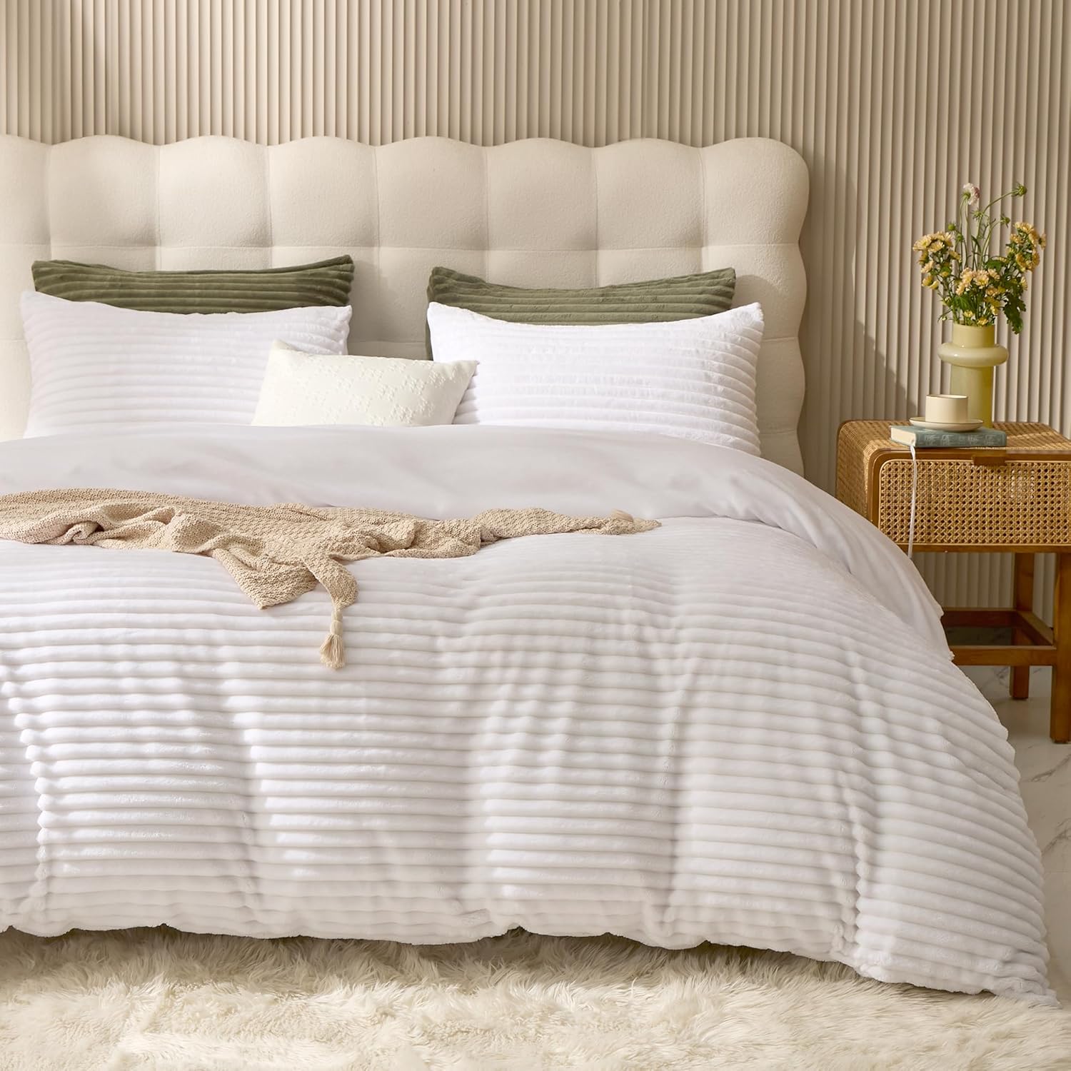 JELLYMONI Plush Duvet Cover Set - Queen Size Beige Striped Fluffy Comforter Cover 3pcs Bedding Set Luxury Ultra Soft Faux Fur Duvet Cover with Zipper and 2 Pillowcases (NO Comforter)