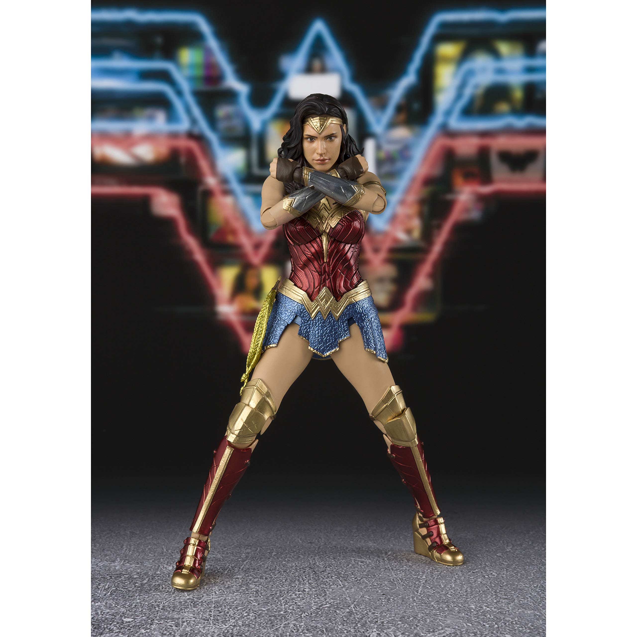 Amazon.co.jp: TAMASHII NATIONS S.H.フィギュアーツ ワンダーウーマン 