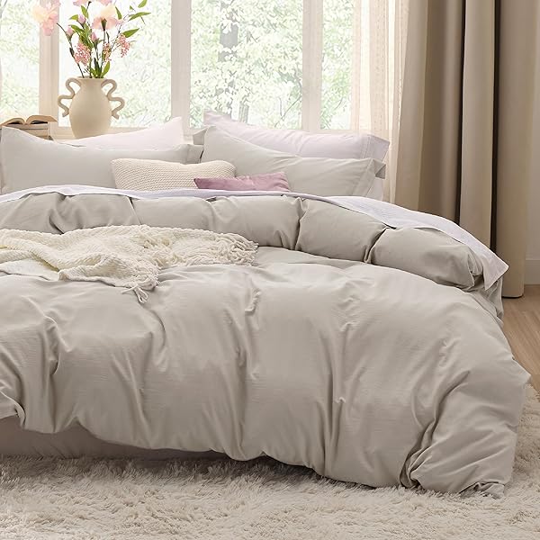 Bedsure Duvet Cover Twin/Twin XL Size - 2 Pieces Prewashed Cotton-Like Extra Soft Bedding Set, Includes 1 Twin Duvet Cover 68x90 Inches with Zipper Closure & 1 Pillow Sham, White, No Comforter