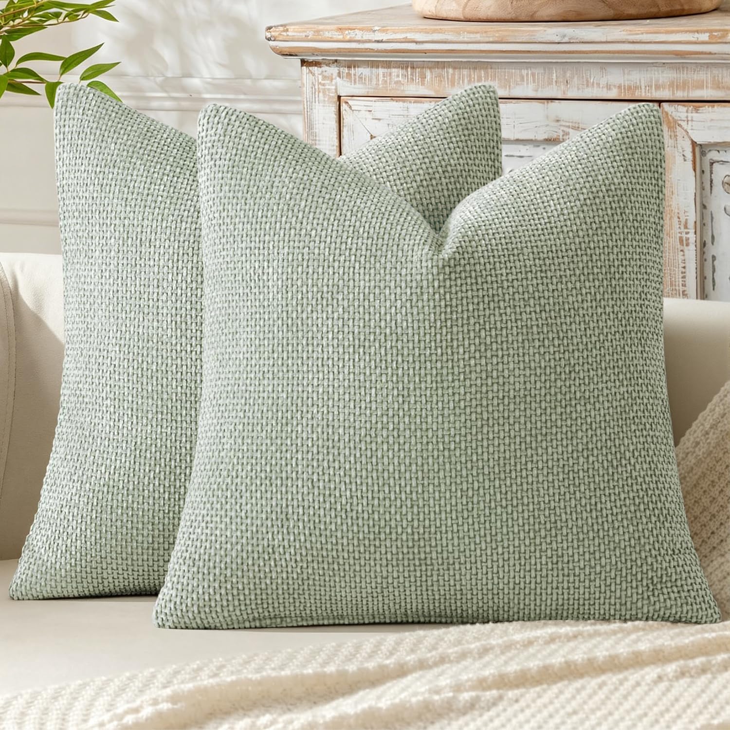 MIULEE Decorative Cushion Covers 50x50 cm Set of 2 Chenille Soft Boho Pillowcases Farmhouse Throw Pillow Covers Modern Home Decor for Couch Bed Living Room, Sage Green