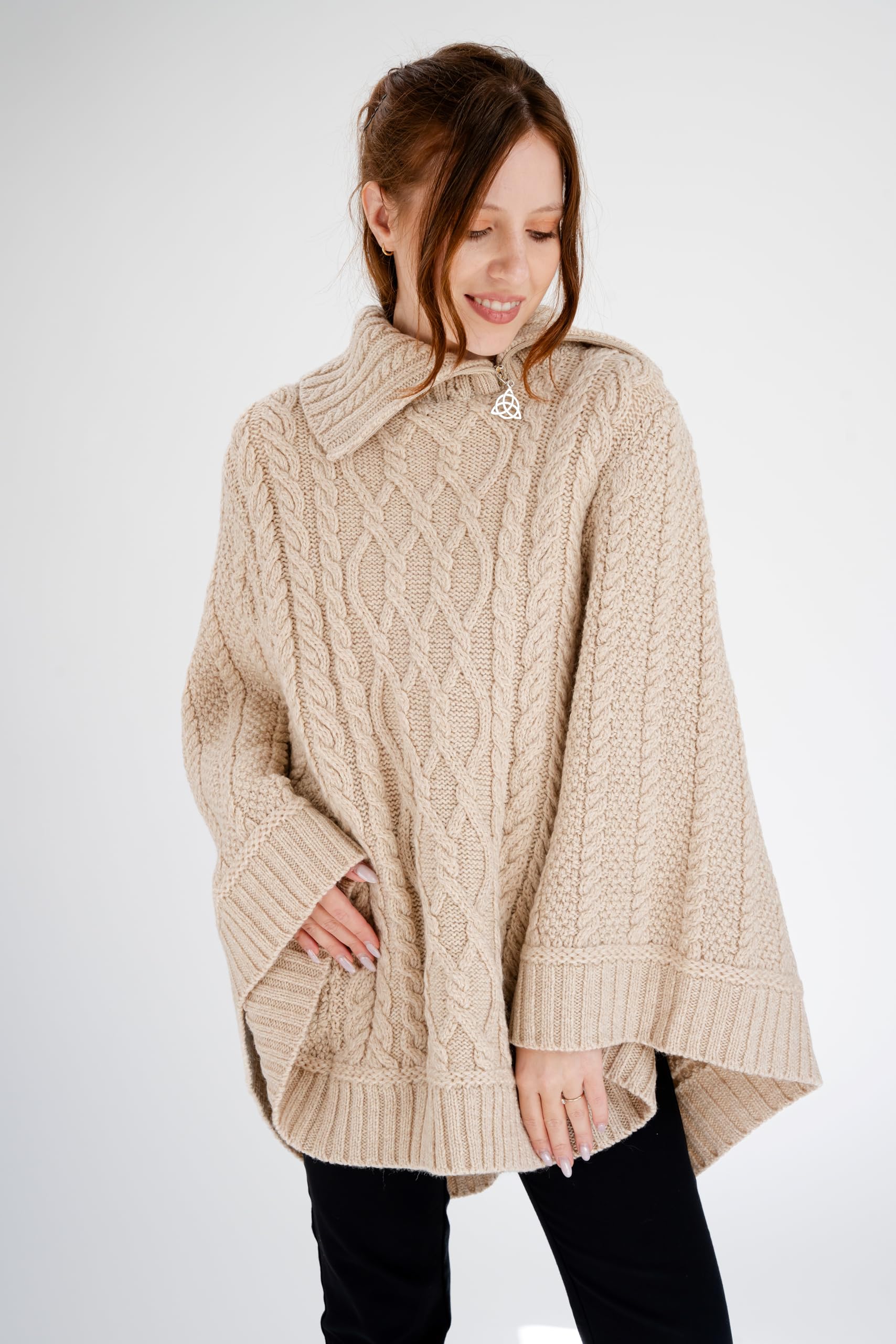 SAOL Ireland - Poncho 100 % de lana merino con cremallera y cuello redondo para mujer