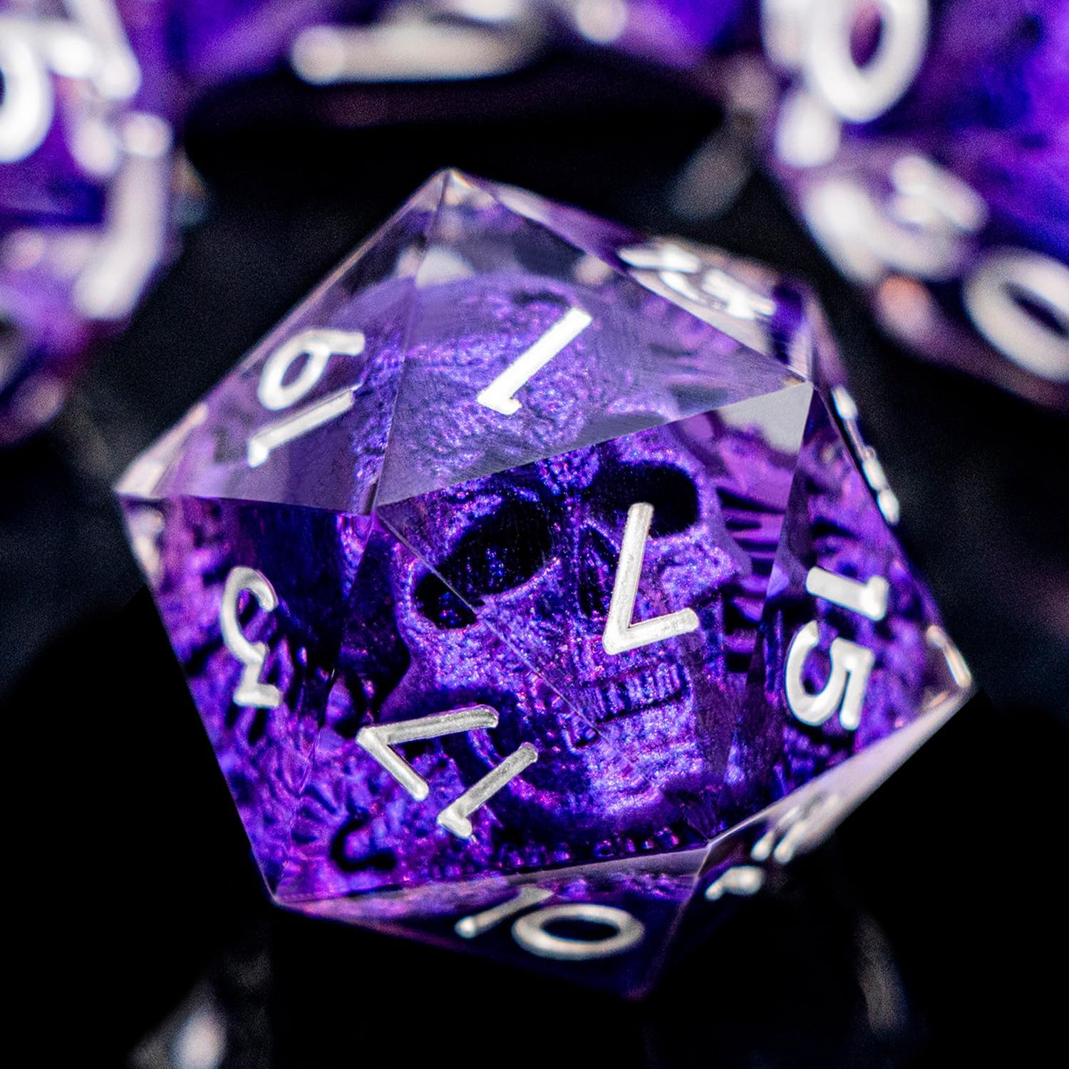 DND Skull Dice Set 7PCS Necromancer Polyhedral Dice for Dungeons Dragons RPG Role Playing Game, Resin Sharp Edged D and D Dice with Gift Box D6 D8 D10 D12 D20 (Silver Purple)