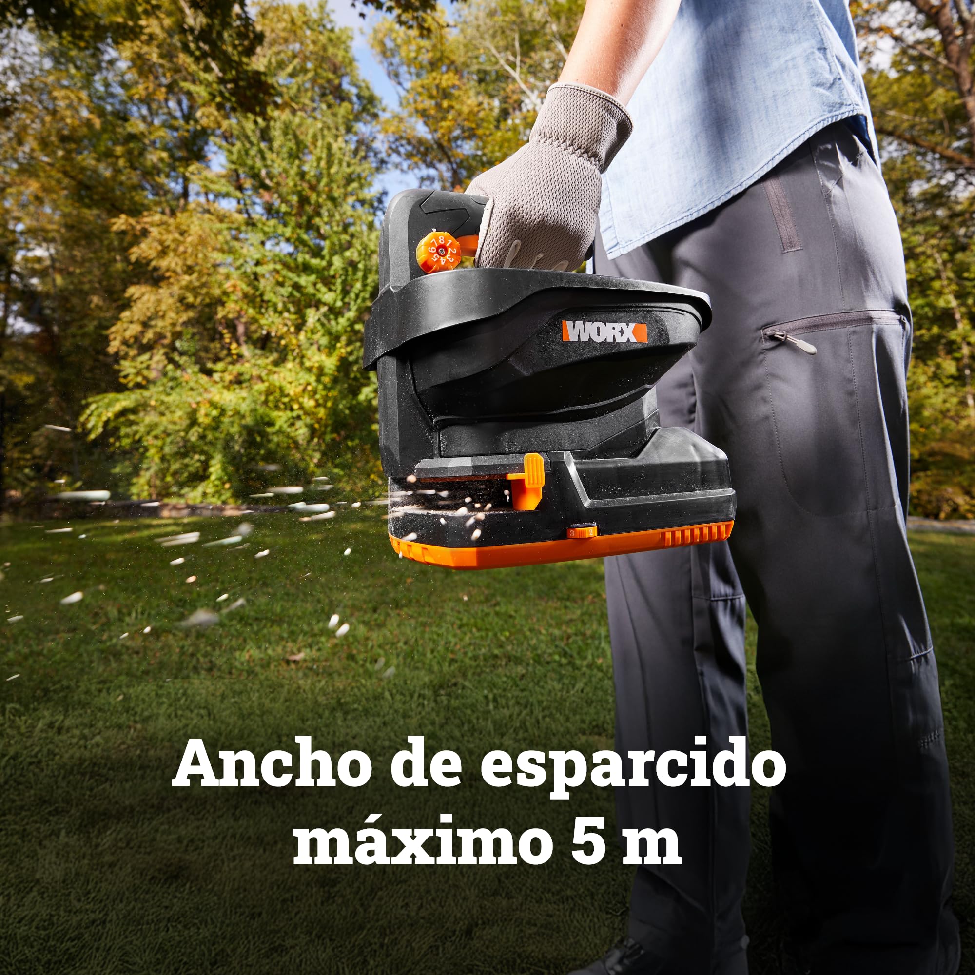 WORX WG869E.9 Esparcidor Universal 20V, Ancho 5m, sin Batería | Ancho esparcimiento 5m, depósito 3,3L, hasta 550m² por llenado, flujo ajustable, fertilizantes y sal antihielo