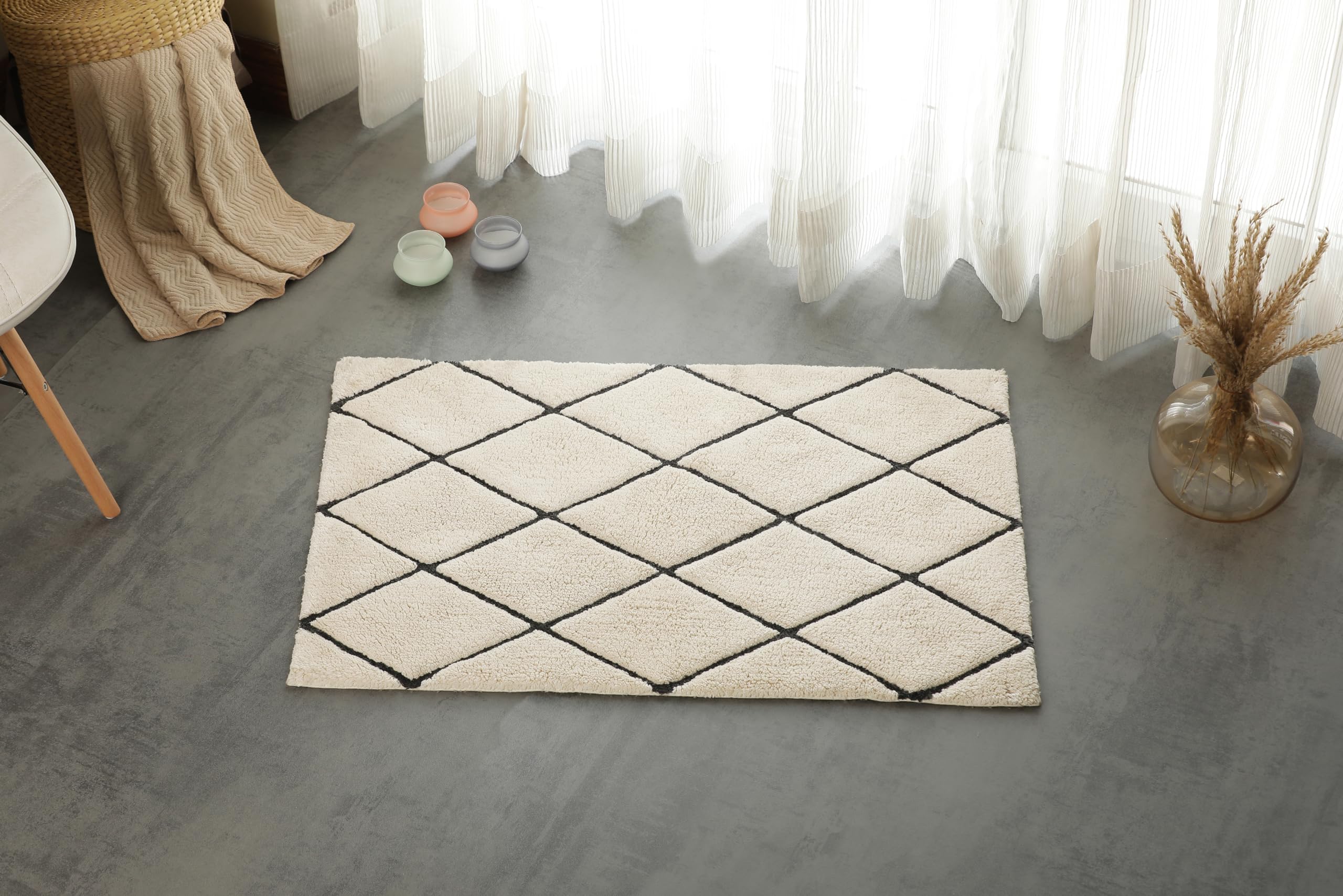 Organic Cotton Bathroom Rug, Luxury Non Slip Ultra Soft & Water Absorbent Bath Mat| Diamonds Design Premium Bath Rug | Perfect for Tub & Shower,