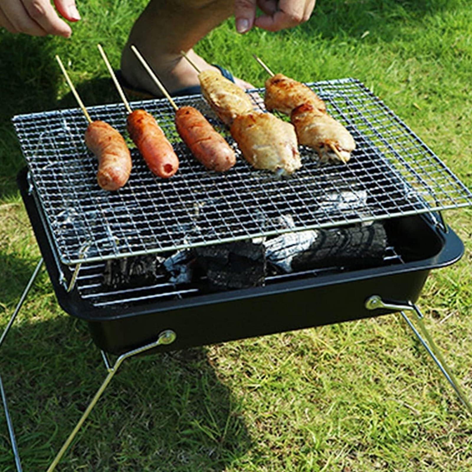 Przenośne składane narzędzie do grillowania na węgiel drzewny – sprzęt do grillowania na zewnątrz na patio i piknik – kompaktowy grill na węgiel drzewny do łatwego grillowania i gotowania