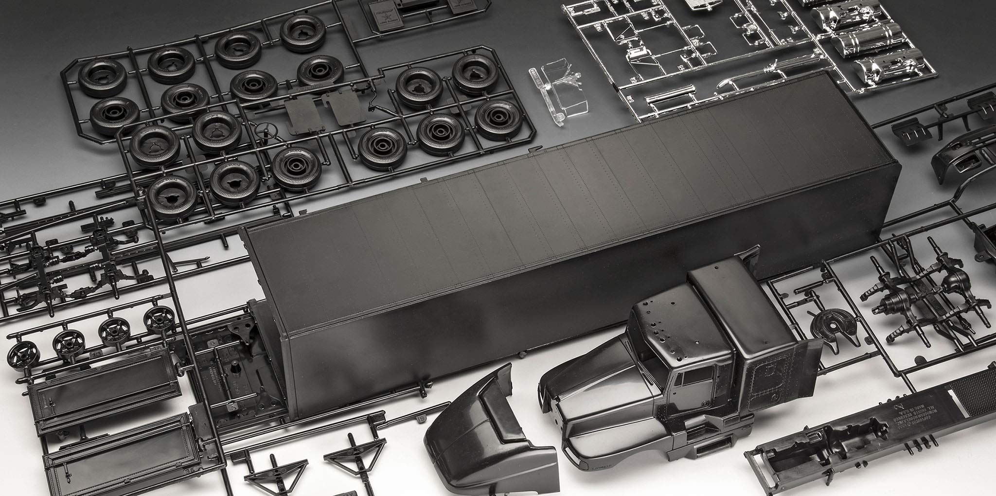 Revell 07654 - Coffret Cadeau Maquette Camion Motörhead à Construire, échelle 1/32