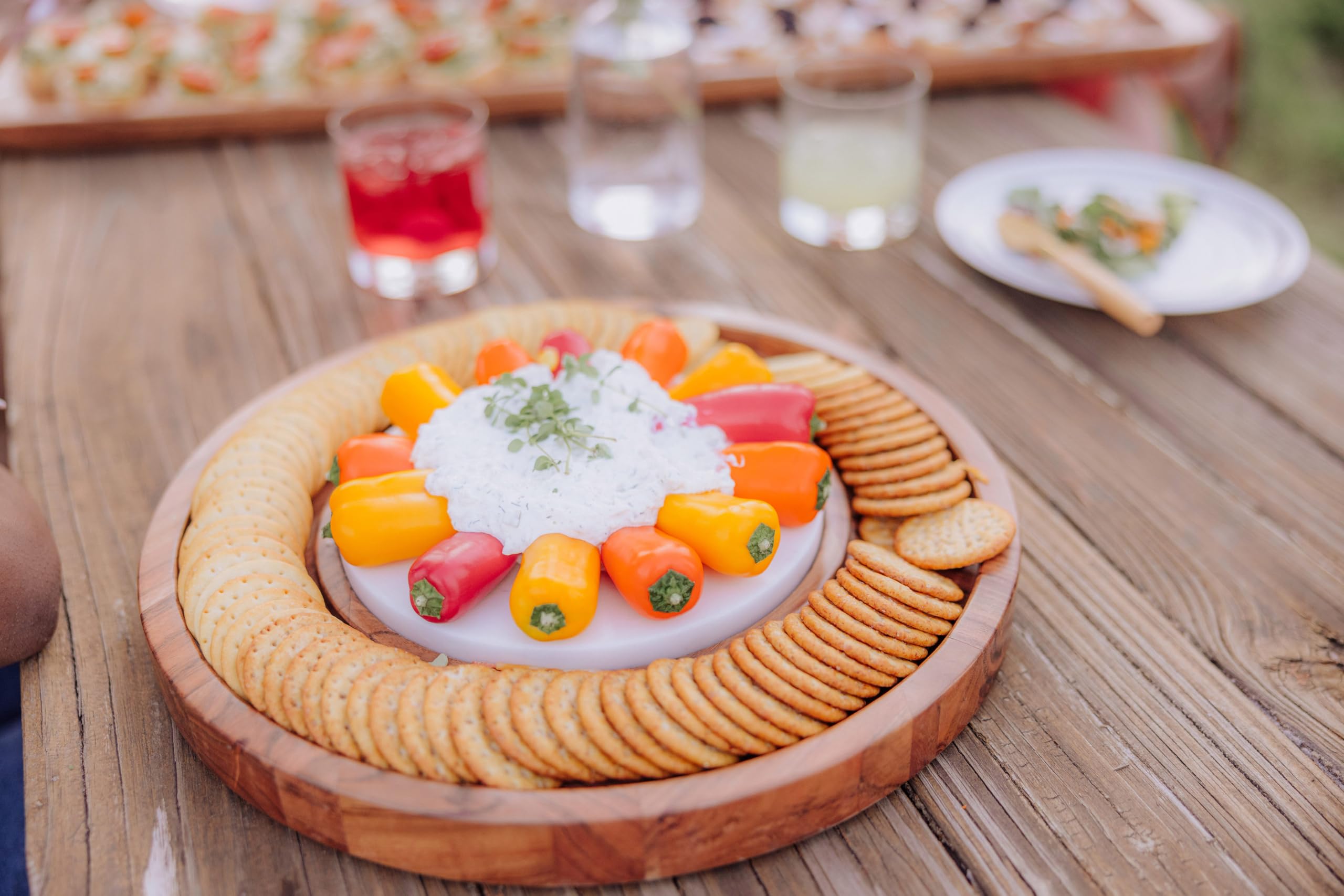 PICNIC TIME Isla Platter Inserto para Tabla de Queso, Juego de Tablas de charcutería, Bandeja Redonda para Servir, 13.8 x 13.8 x 1.2, Madera de Acacia con mármol