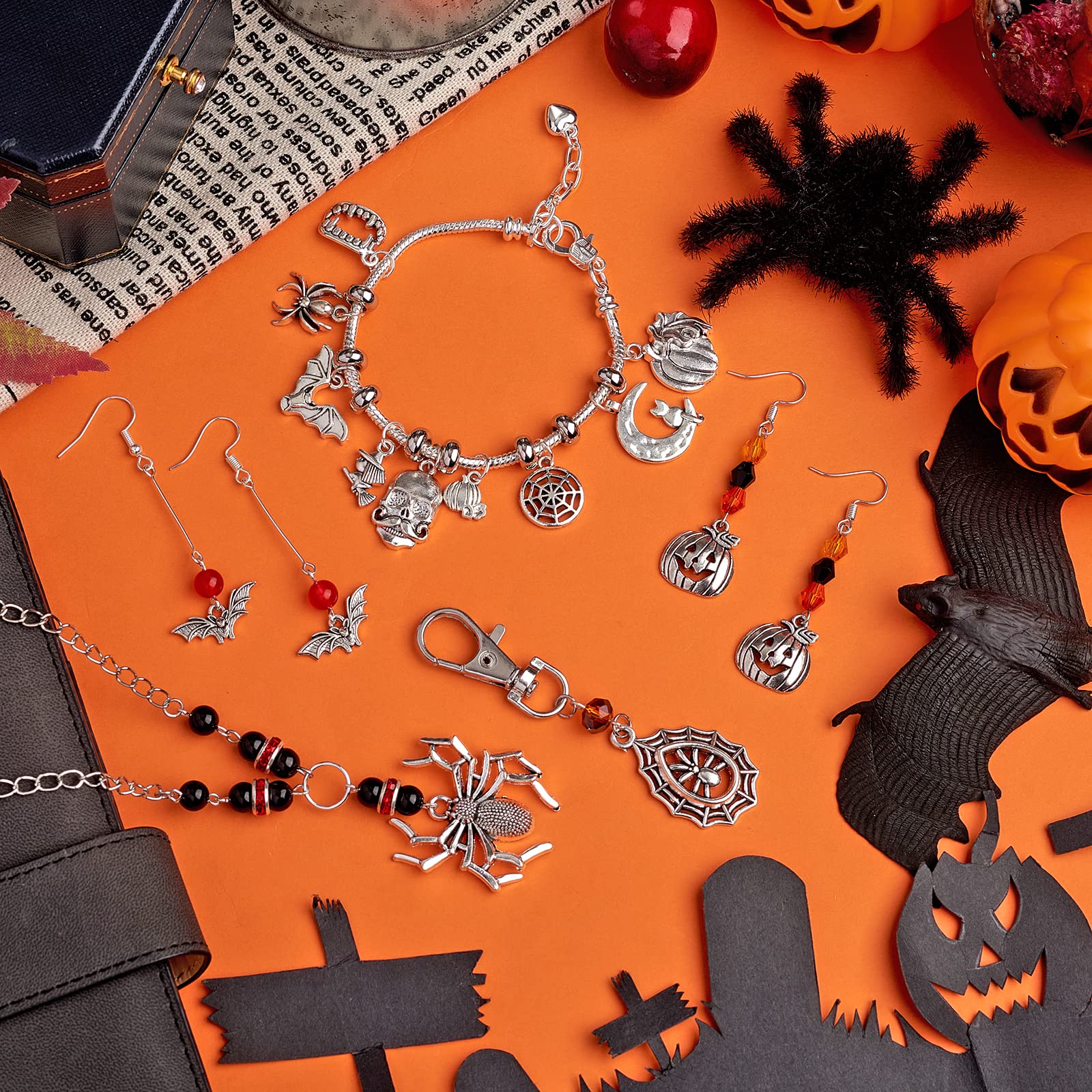 80 Piezas Esmalte Encanto Colgante para Halloween, Encantos de Aleación para Hacer y Fabricación de Joyas, Decoraciones