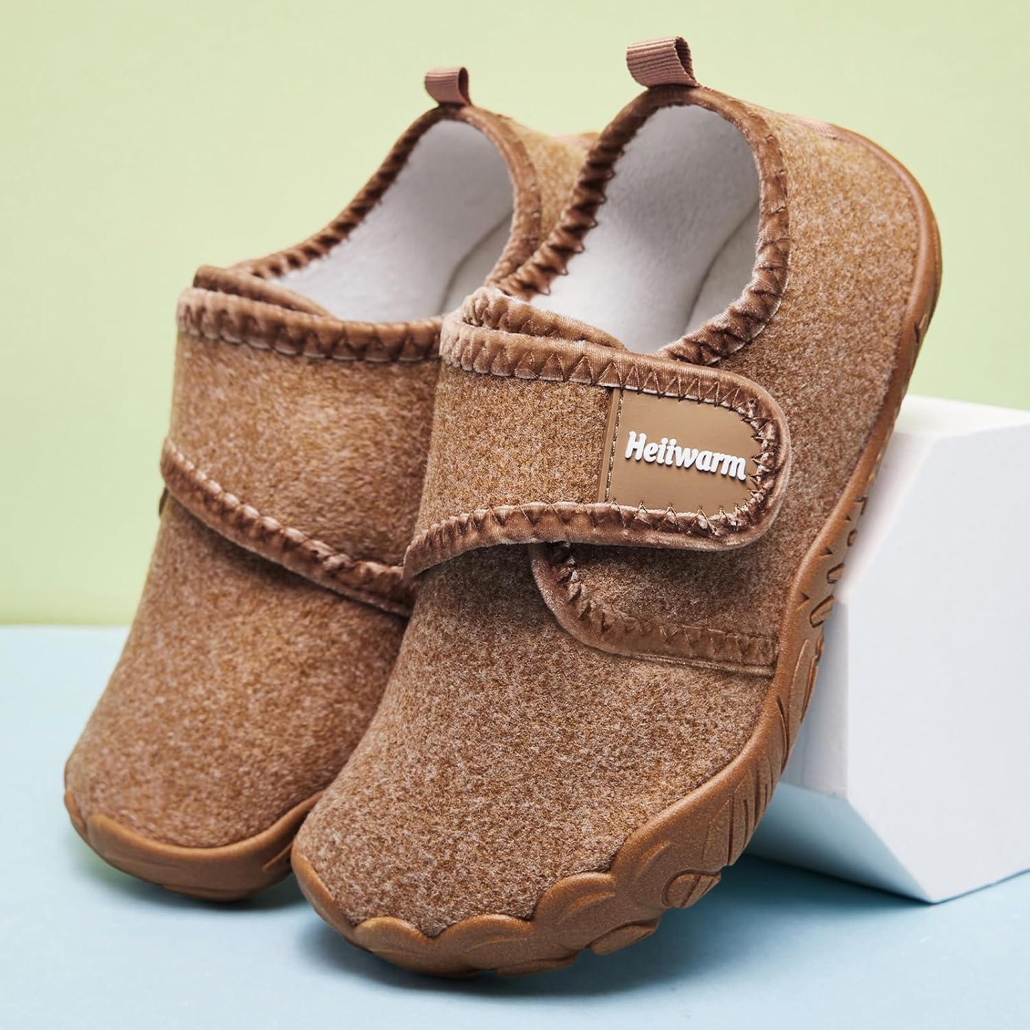 Kids Slippers Boys Girls Comfortable Warm Wide Toe Shoes Lightweight Non-slip Indoor Fleece Slippers（Little Kid/Big Kid） - Image 3