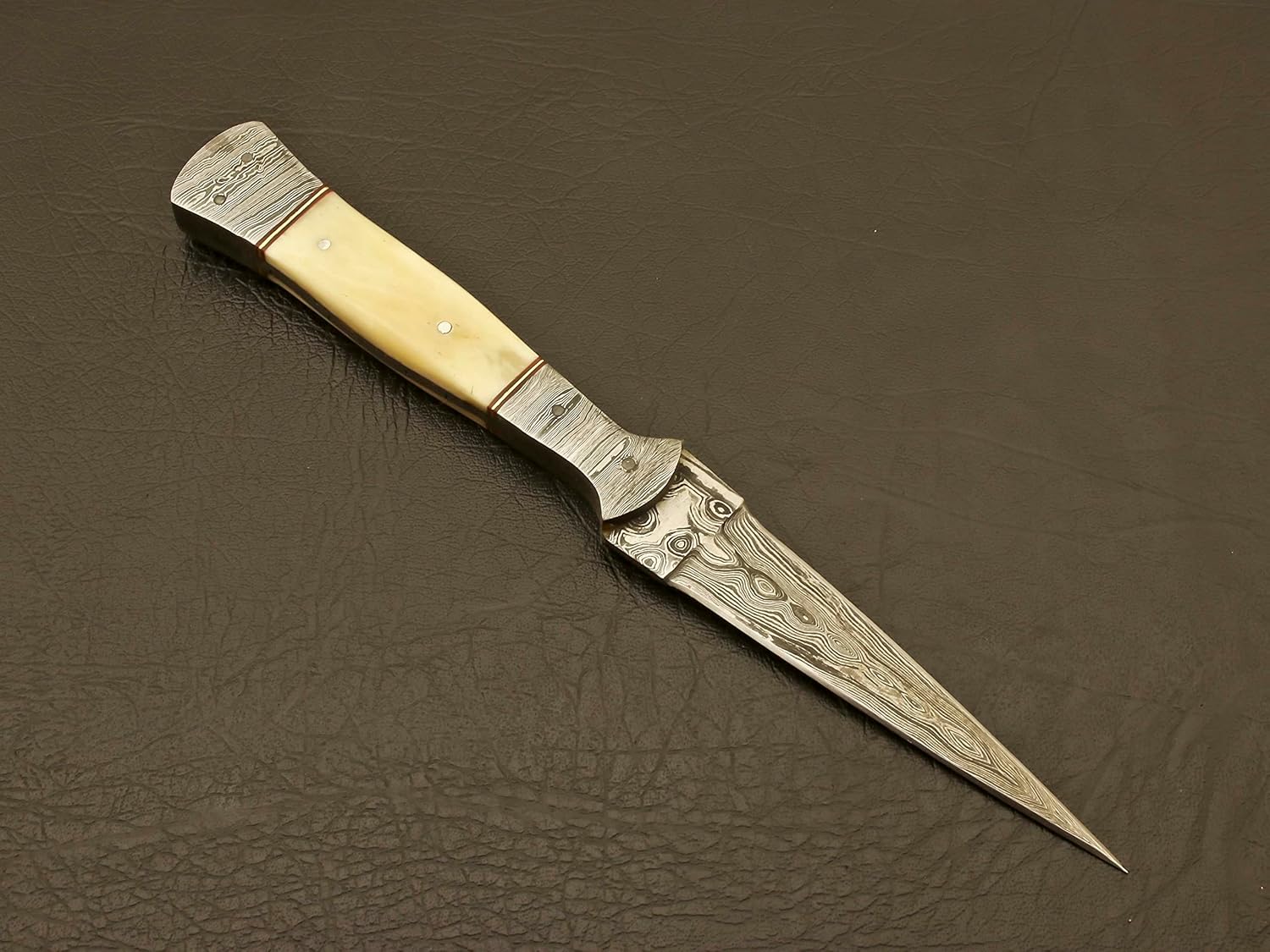 Custom Hand Forged Camel Bone Handle Knives Damascus Hunting/Skinning Knife With leather Sheath Z-71