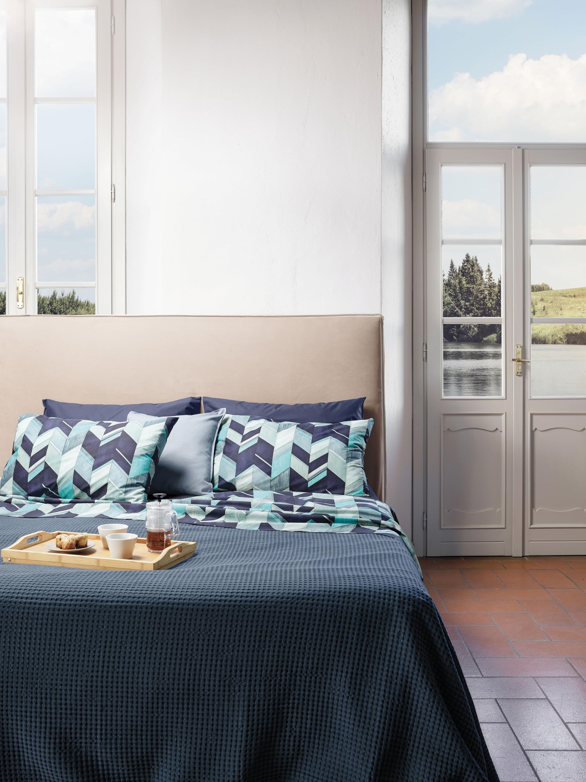 GUZZINI Classic- Completo Letto Matrimoniale Lenzuola Matrimoniali Cotone Percalle 240x280 + Lenzuolo con Angoli Matrimoniale Coprimaterasso Sotto 175x200 Materasso 30cm + 2 Federe Cuscino Letto 50x80