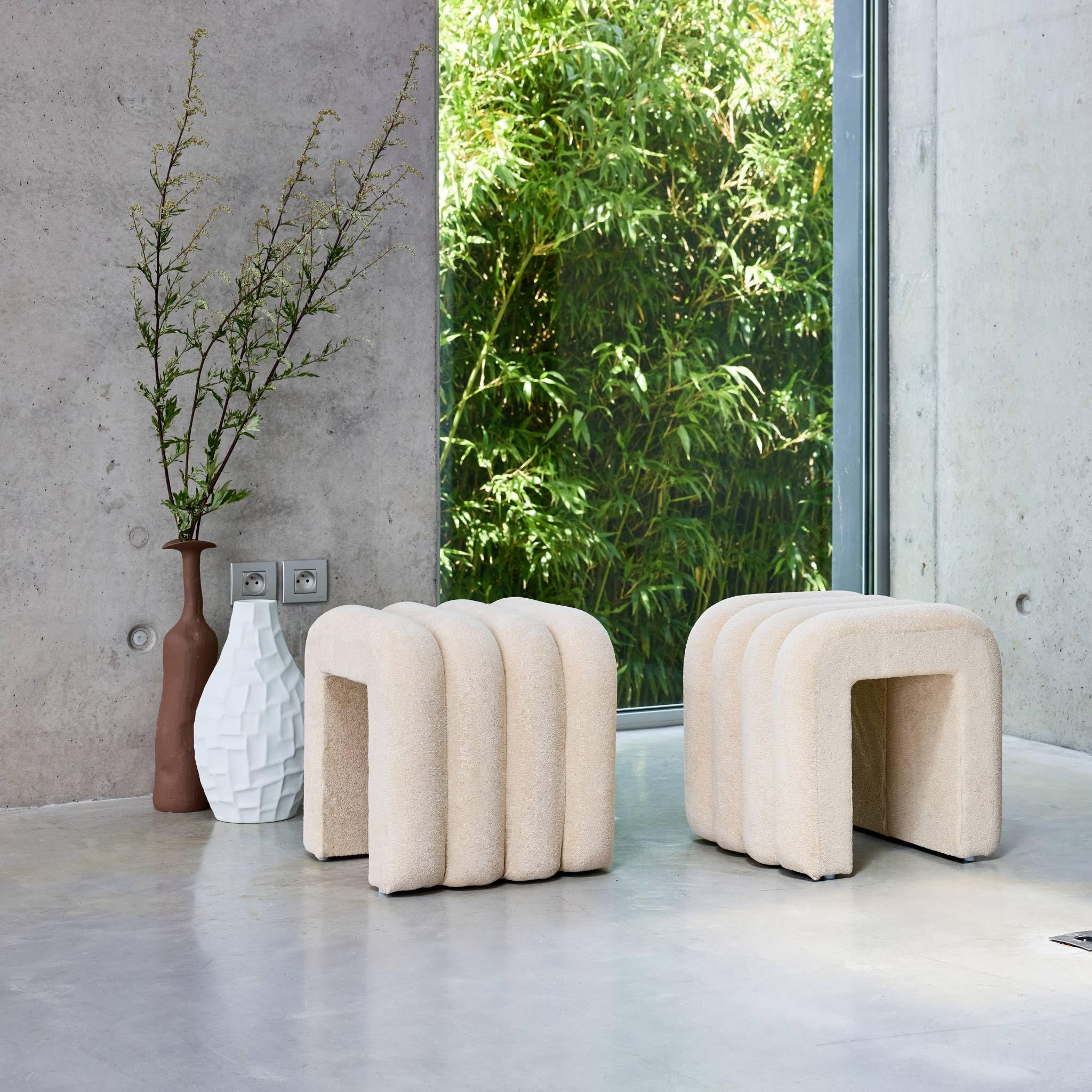 sweeek - Set de 2 poufs contemporains en Tissu Beige