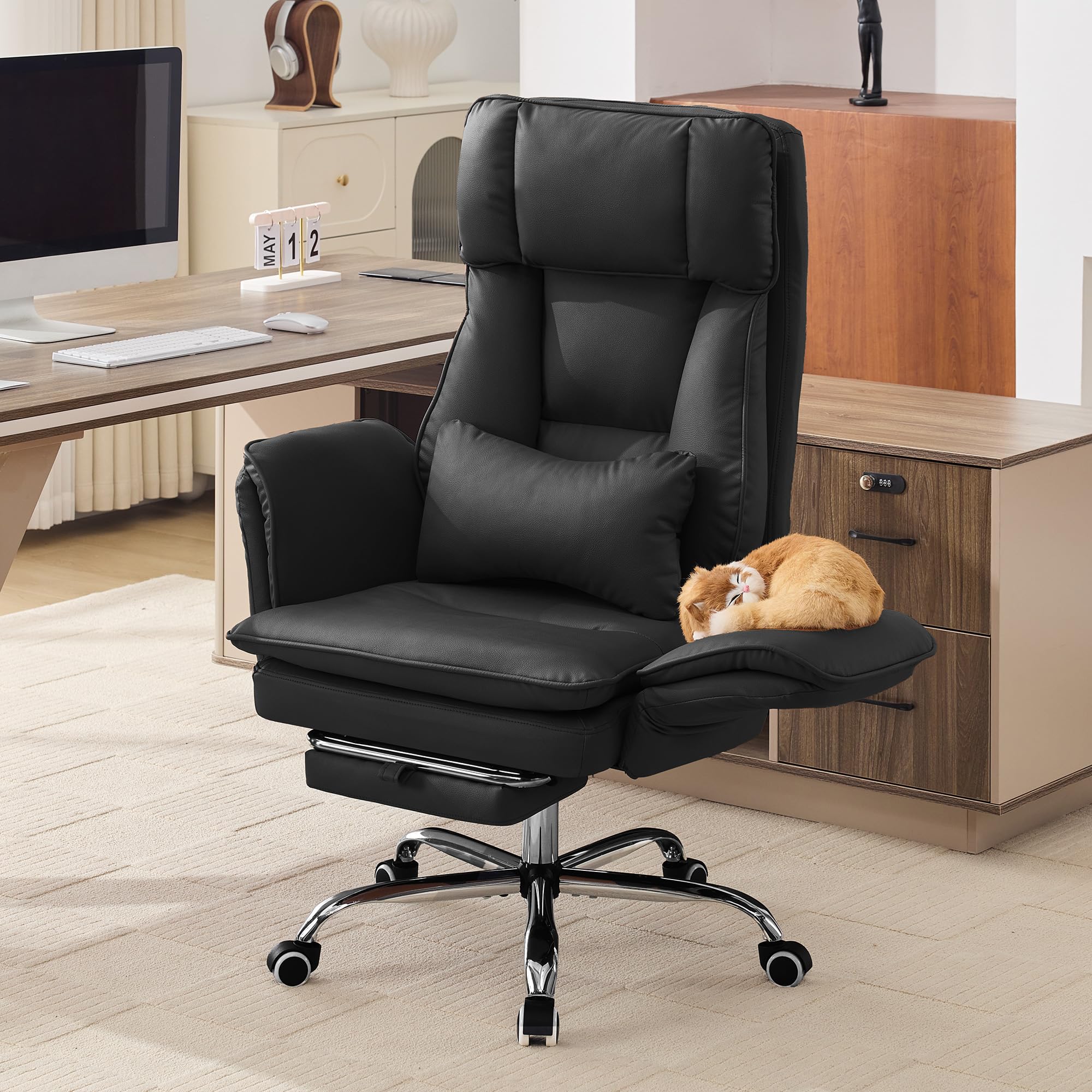 HUBSON Big and Tall Office Chair, Footrest &amp; Flip Armrest for Pets, Black