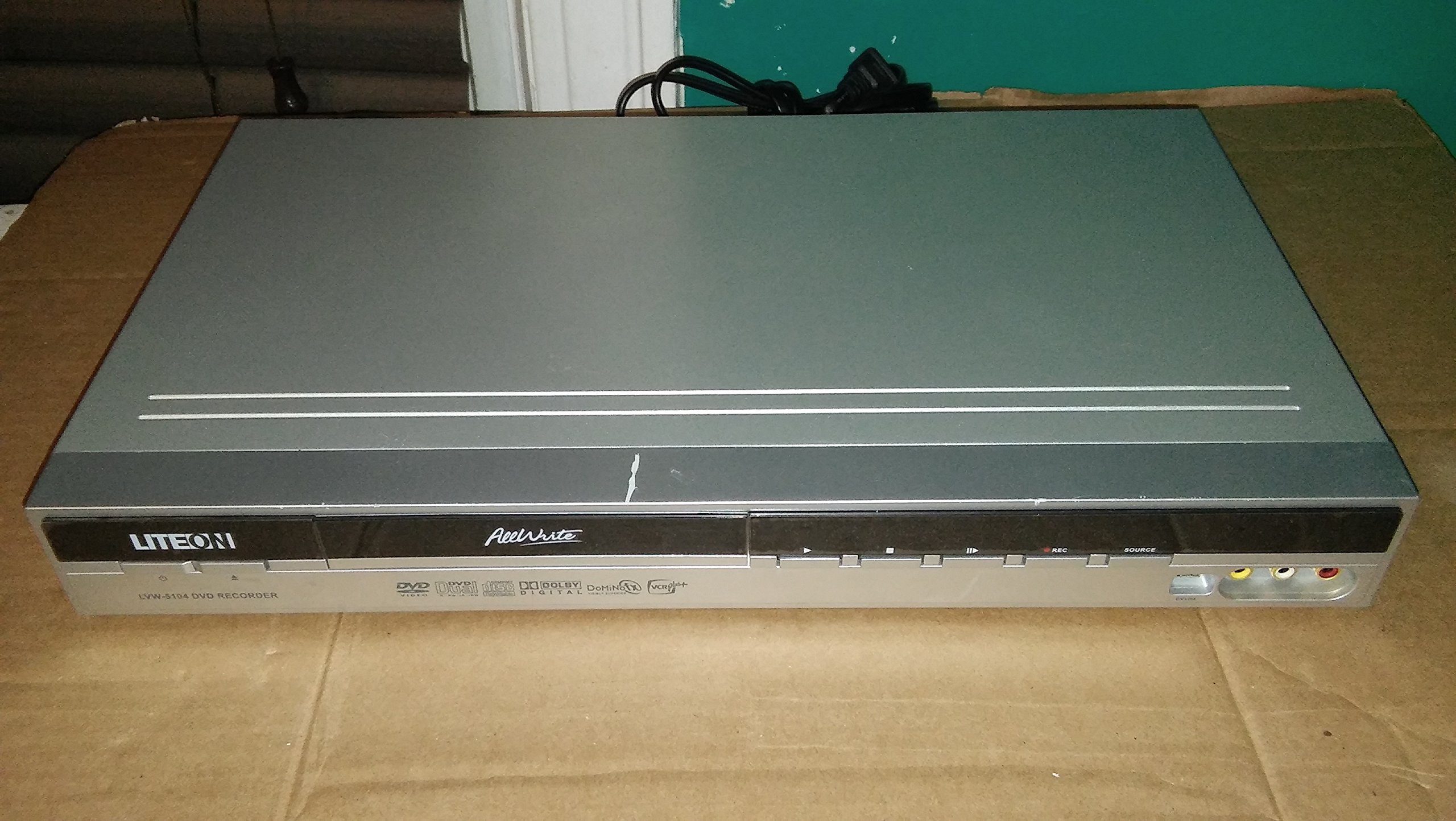 LVW-5104 DVD Recorder and Player
