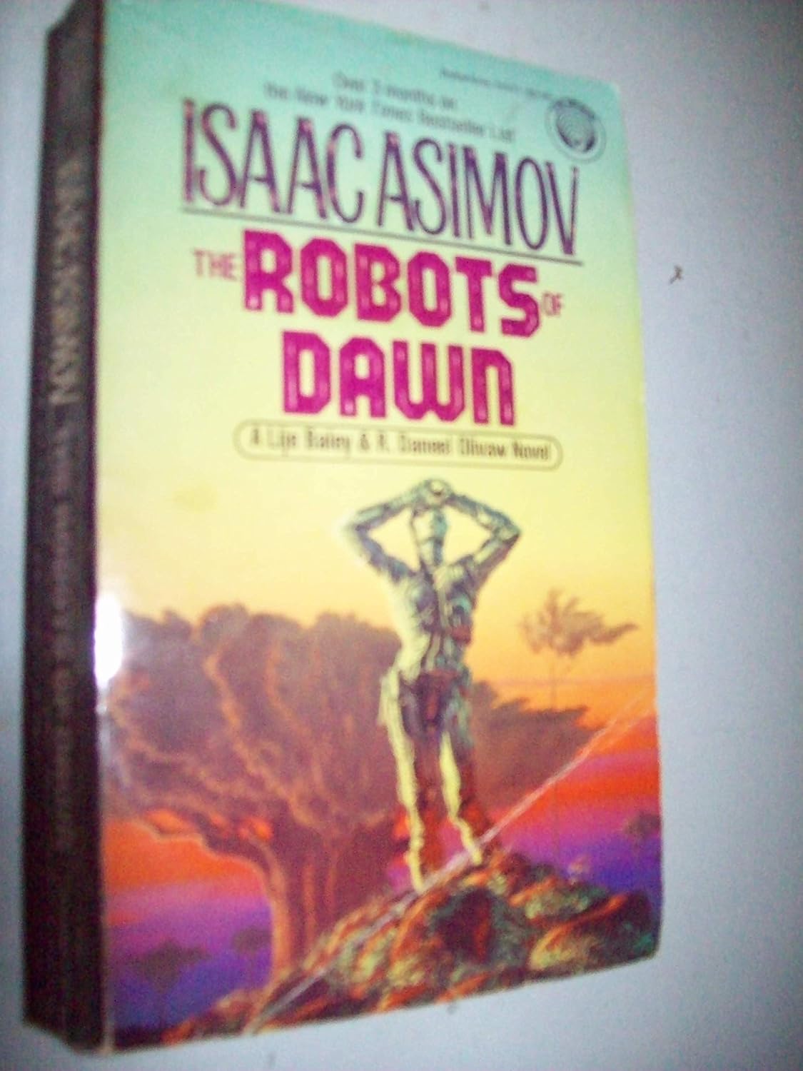 Robots of Dawn: Isaac Asimov: 9780345315717: Amazon.com: Books