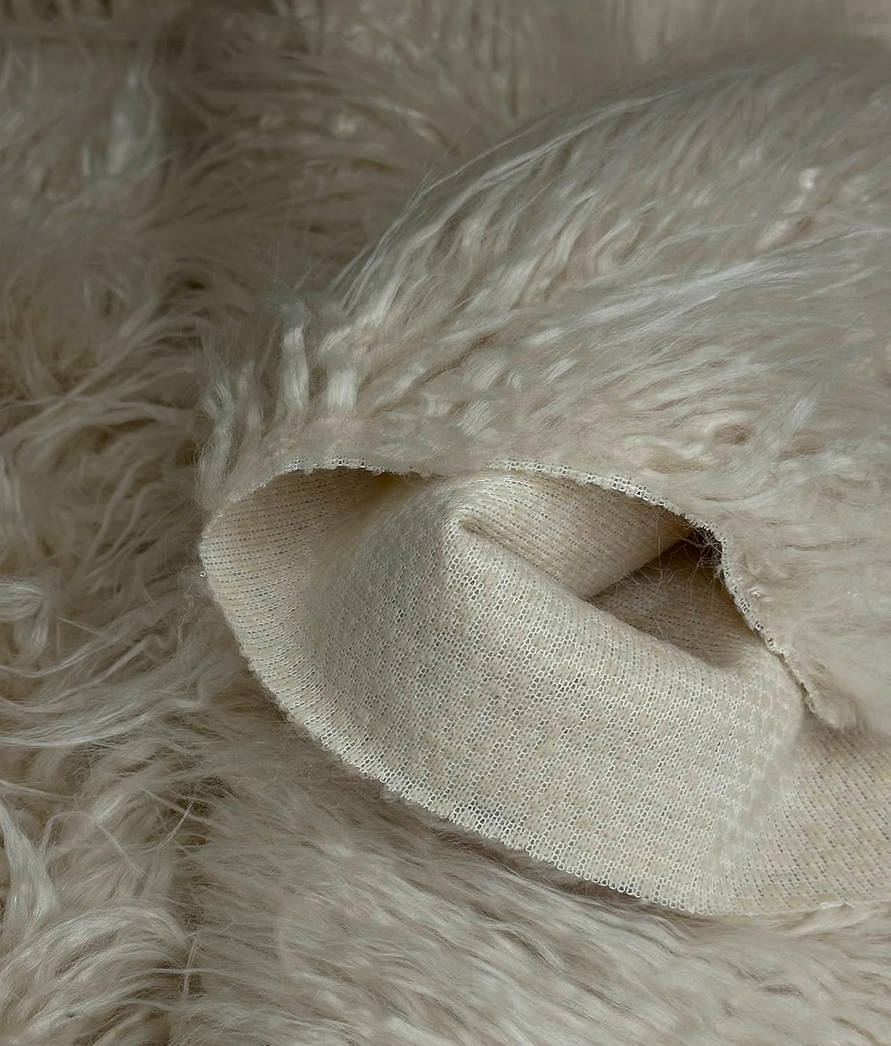 Fabric Empire 2.3oz Faux Curly Yak Fur Fabric 3.5" Long Pile Japanese Yarn / 58" Wide/Sold by The Continuous Yard (Latte Cream)