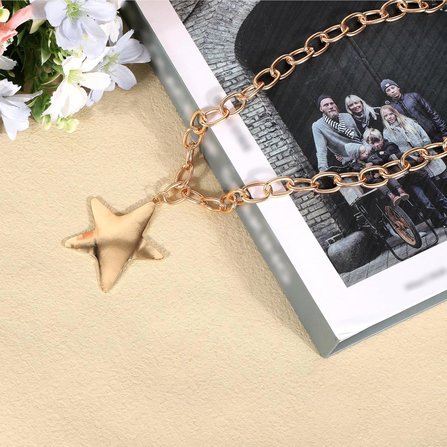 Star Necklace, Gold Chunky Big Star Pendant Necklace Non Tarnish Vintage Gold Thick Chain Jewelry for Women Birthday Gifts - Image 3
