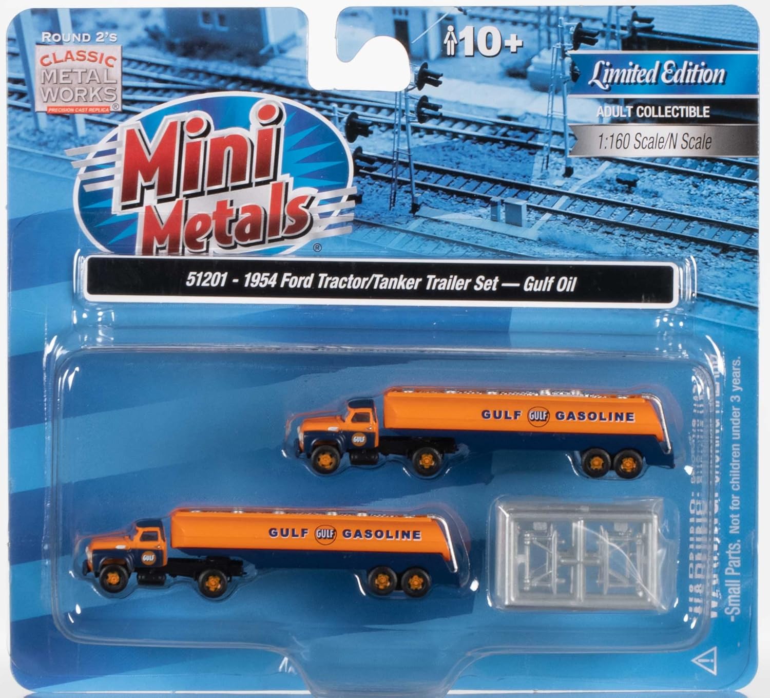 1:160 Scale - 1954 Ford Tractor w/Tanker Trailer (Gulf Oil)