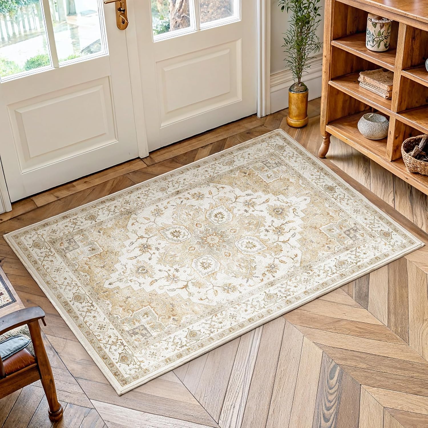 AMADA HOMEFURNISHING 2x3 Washable Area Rug, Low-Profile Entryway Rug with Non-Slip Backing & Durable Edge Binding, Vintage Rug Pattern, Small Rugs for Entryway, Kitchen & Living Room 2'x3' Beige