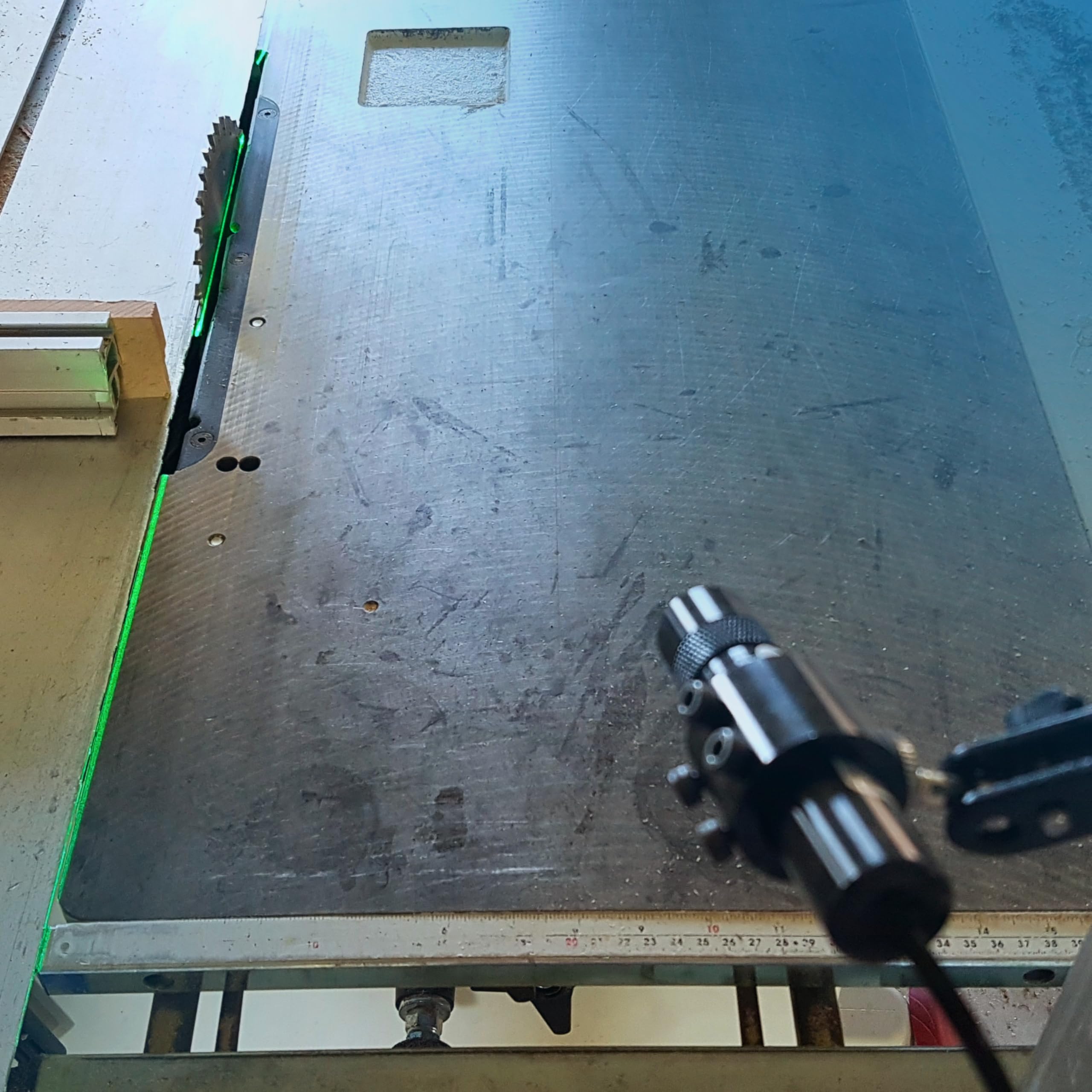 Laser pozycjonujący PL2 z zieloną linią lasera, 80 x 20 mm