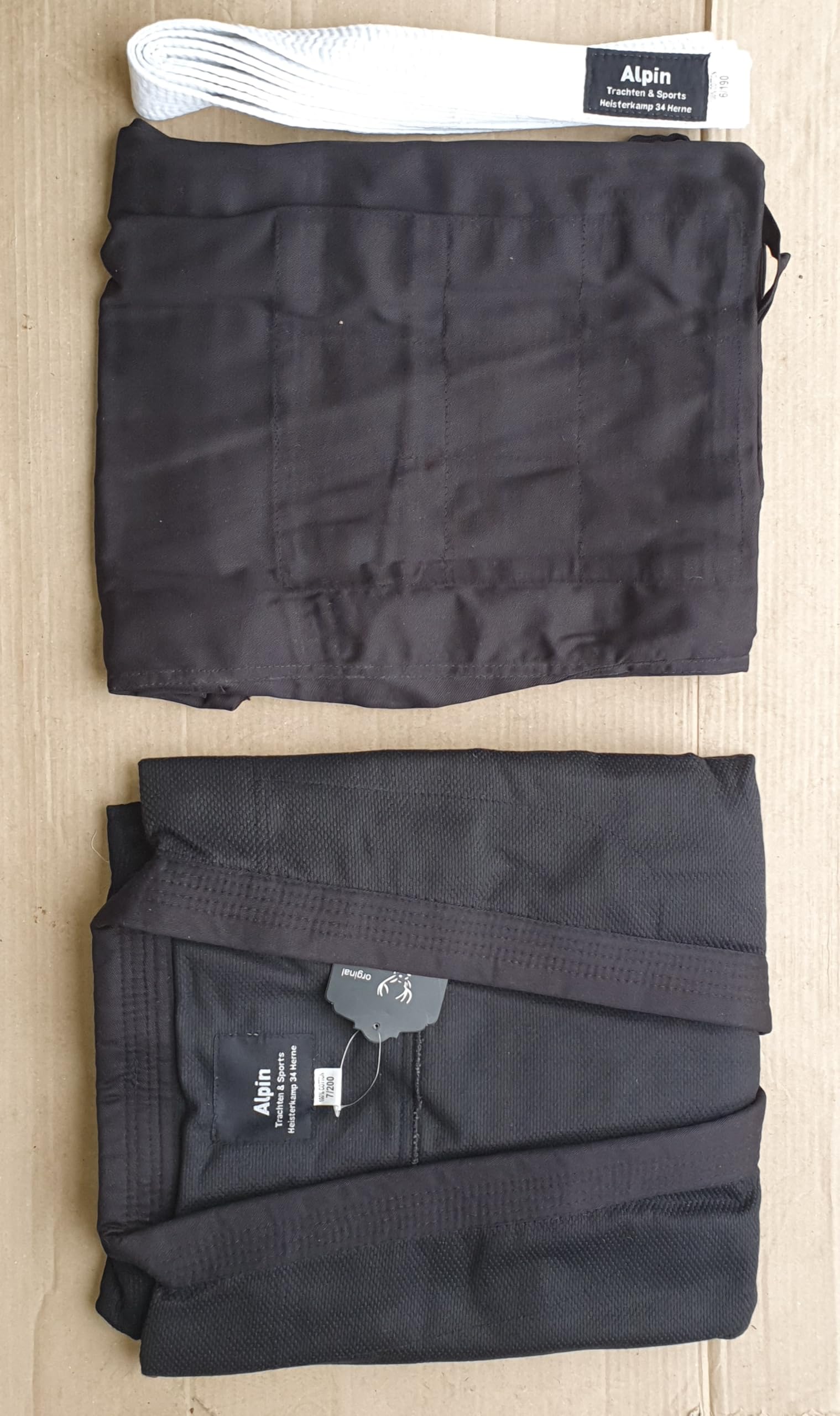 Judoanzug Schwarz Judo Anzug mit Reiskornwebung Gewicht: ca. 425 g/m² mit Weiss Gürtel -Black 24