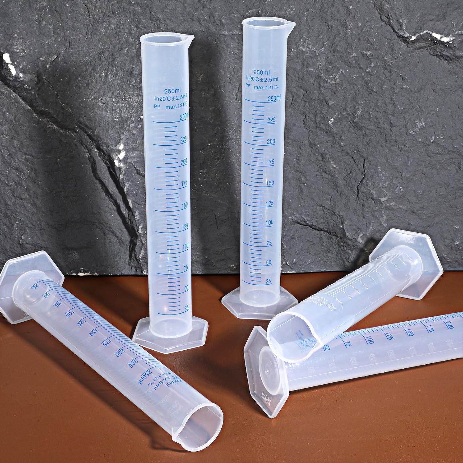 8 Pack 250ml Plastic Graduated Cylinder, Transparent Measuring Cylinders, Durable Lab Tube, Science Measuring Test Tube Flask with 2-Sided Marking, for Science Projects(250ML)