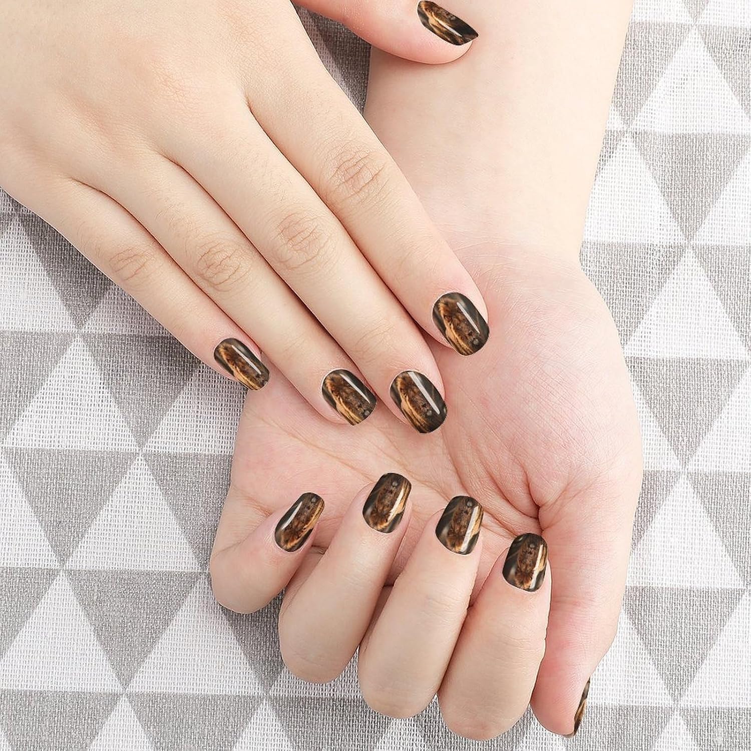 Lion ImageSummer Nail Stickers Nail Strips | Nail Art Stickers of 10 sets with decorate fingernails,toenails,artificial nails Full Cover Easy On-Off Non-Damaging