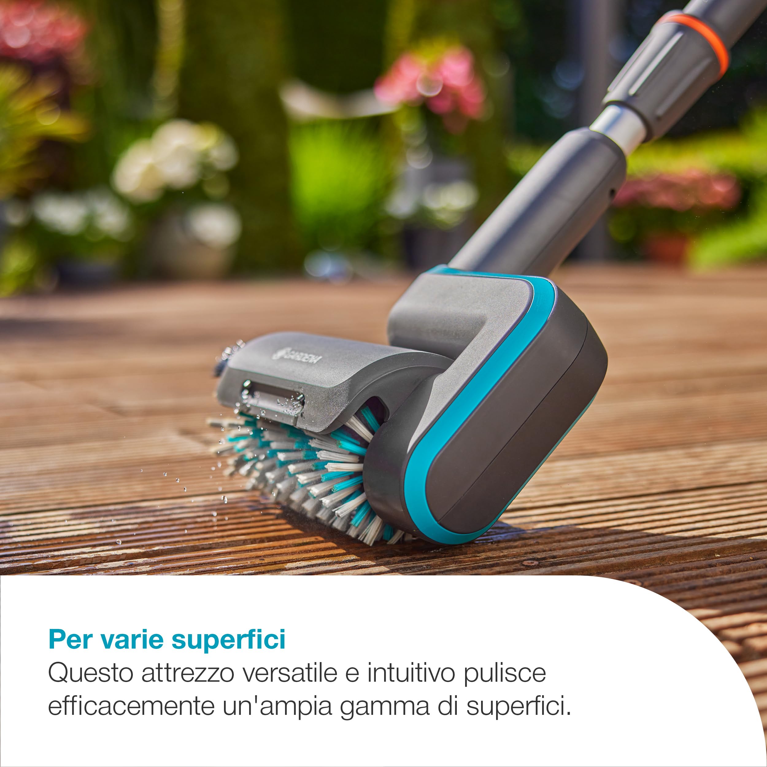 Gardena Spazzola Multifunzione A Batteria AquaBrush Universal 04/18V P4A Set Pronto All'Uso: Esterno, Per ogni superficie, Profilo delle spazzole, Controllo con un solo tocco, Senza fili (14842-20)