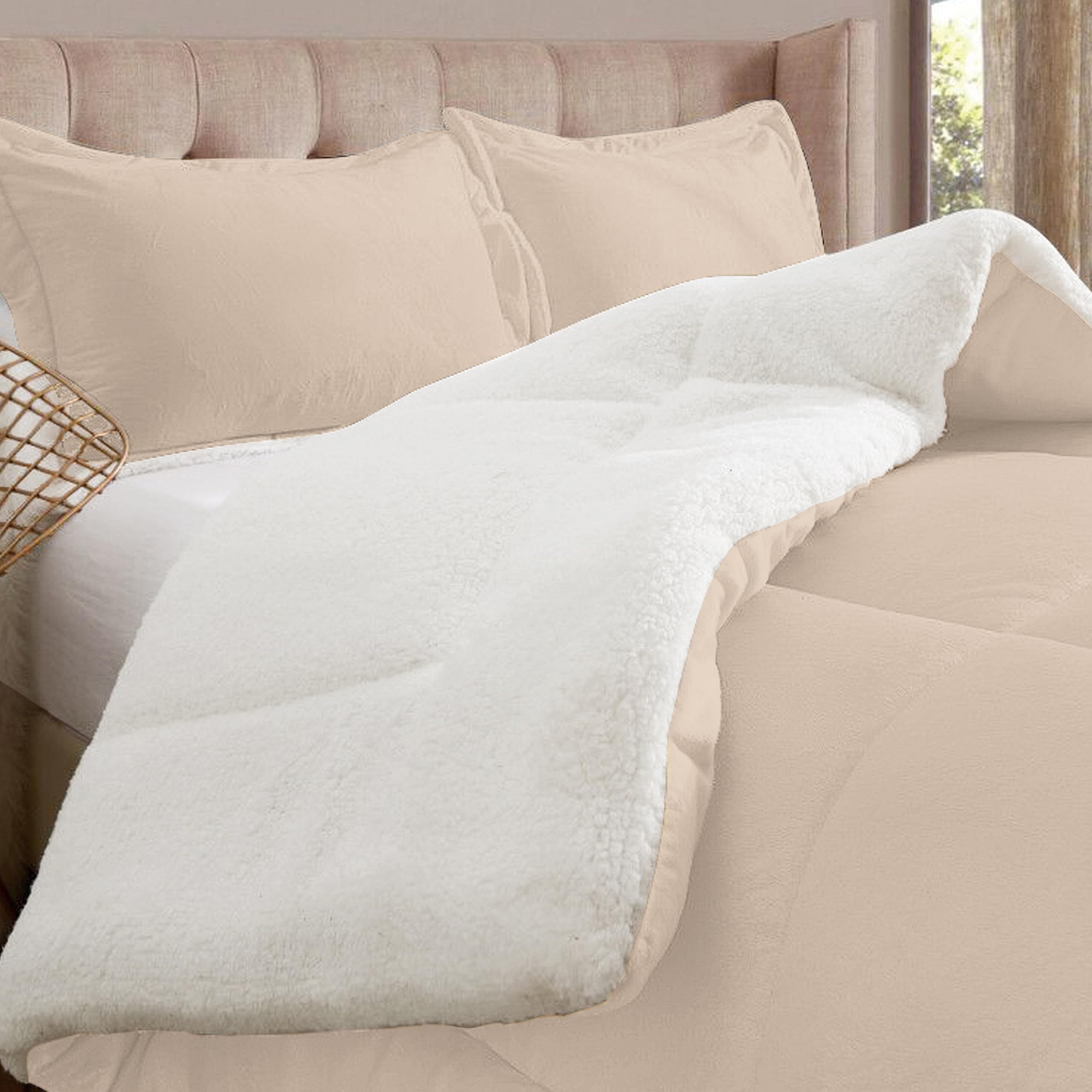 Elegant Comfort Super Soft Sherpa Comforter 2-Piece Set Premium Quality, Heavy Weight Reversible Down Alternative Micro-Suede, Sherpa Comforter, Twin, Taupe