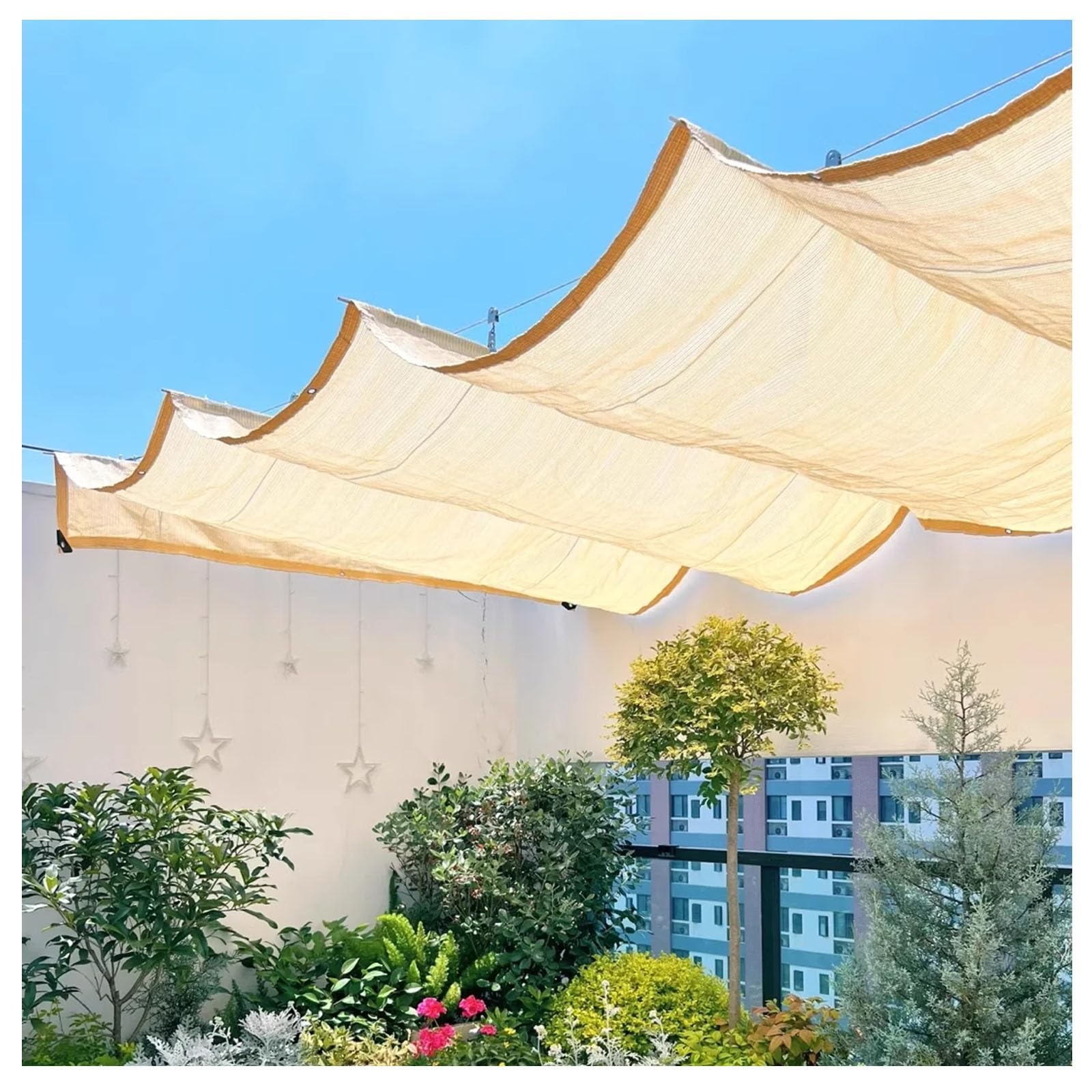 Voile d'ombrage rétractable anti-UV pour bloquer la chaleur sur la terrasse