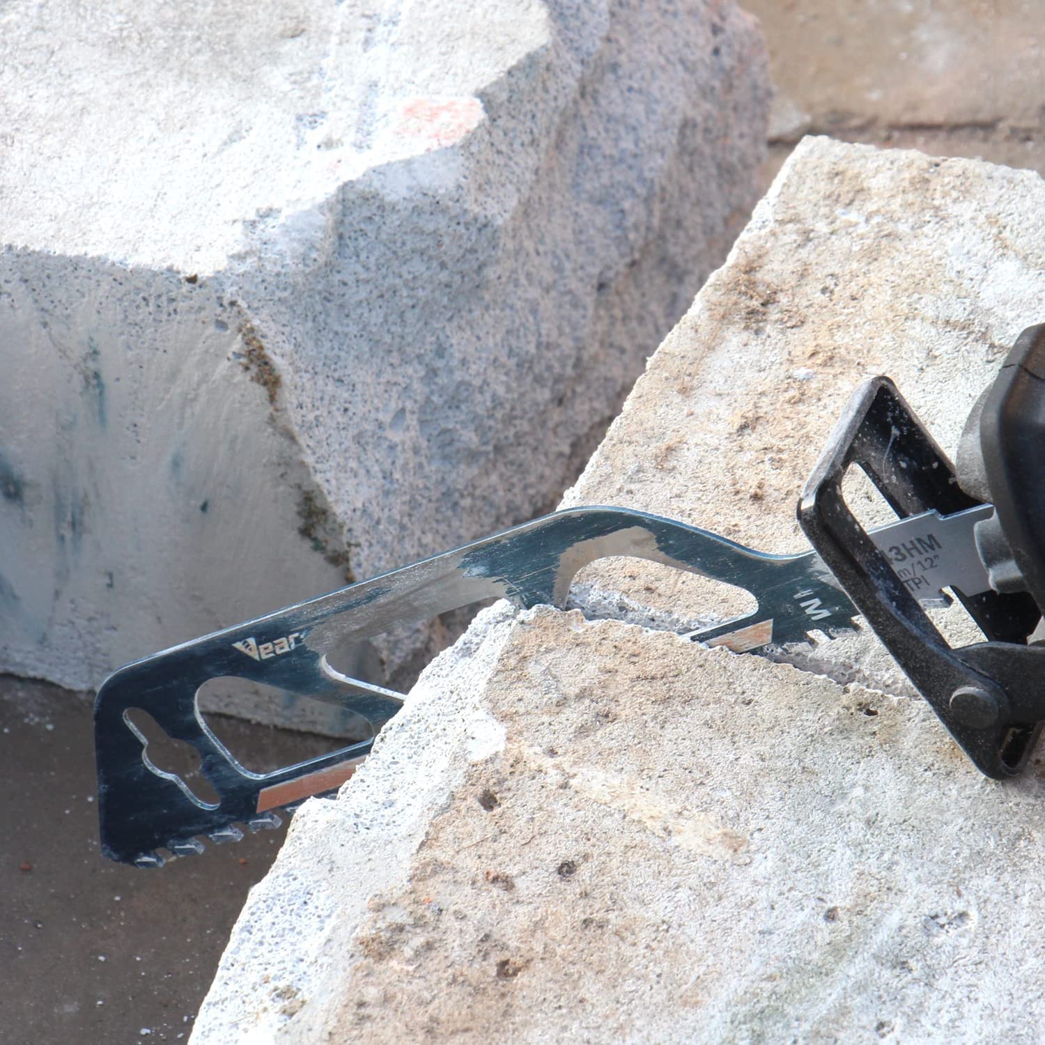 Vearter 1PC 9Inch (225mm) Carbide Reciprocating Saw Blade - Masonry Sawzall Blade for Cutting Porous Concrete, Foam Bricks, Fiber Cement. - - 