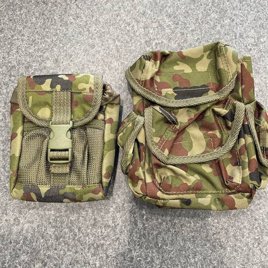 Amazon.co.jp: 陸上自衛隊 迷彩柄 ポーチ 2種類 N6J42O7Q : おもちゃ