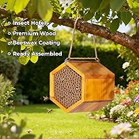 Vista 2 de Mason Bee House - Colmena de abejas de madera natural hecha a mano recubierta con cera para una larga vida útil y resistente al agua - Atrae