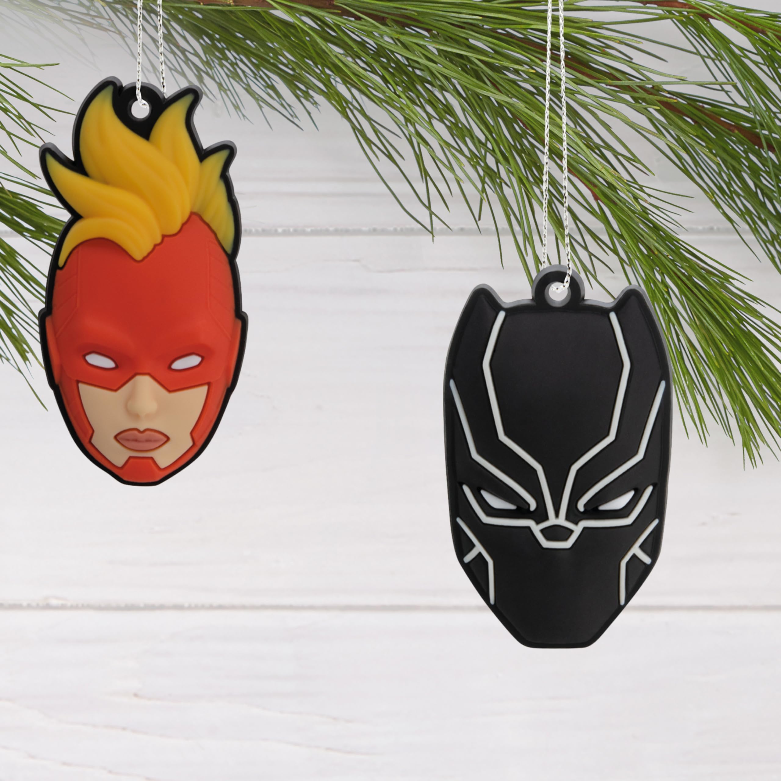 Amazon.co.jp: Hallmark Marvel スーパーヒーローズ ミニクリスマス