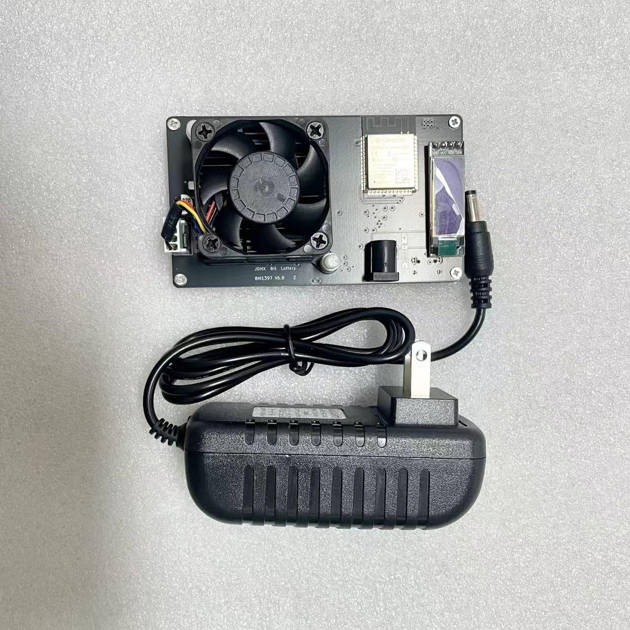 Bitaxe Fully Open Source Hardware Bitcoin Asic Miner 320GH/S BM1397 Asic Chip WiFi Connection 15W Power Consumption Bitcoin Lottery Miner with Power Supply