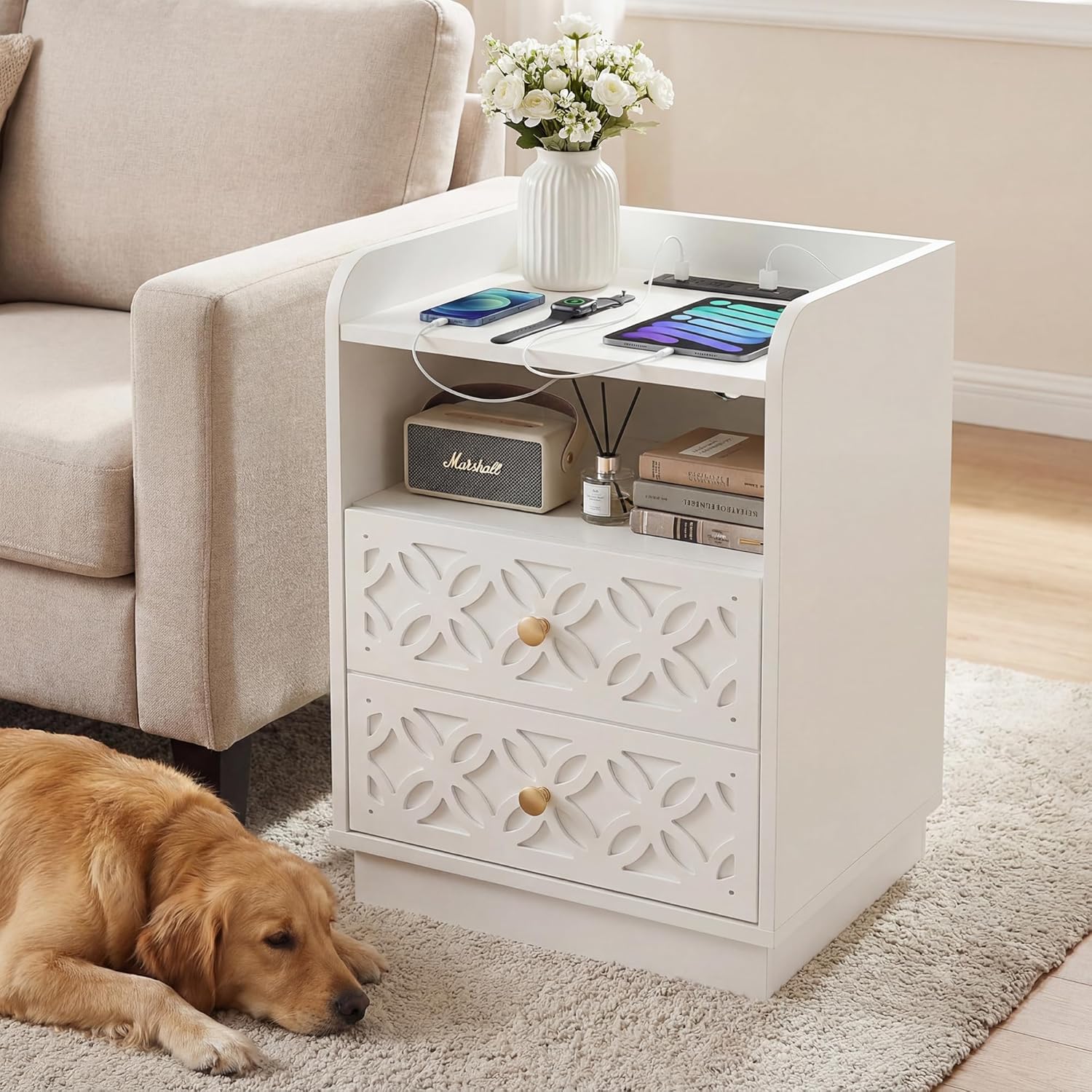 White Solid Wood Nightstand with Charging Station, Modern End Table with USB Ports and Outlet, Bedside Table with Drawer for Bedroom, Compact Charging Nightstand for Small Spaces, 24.5" H
