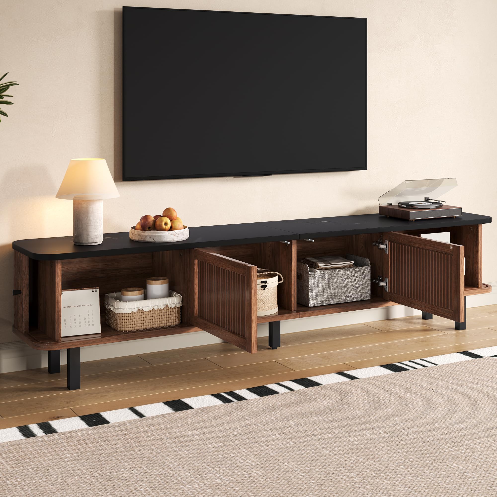 Moimhear Mueble de TV moderno, soporte de TV, panel de TV, armario de TV bajo, dos puertas correderas, dos puertas de rejilla, diseño único (nogal)