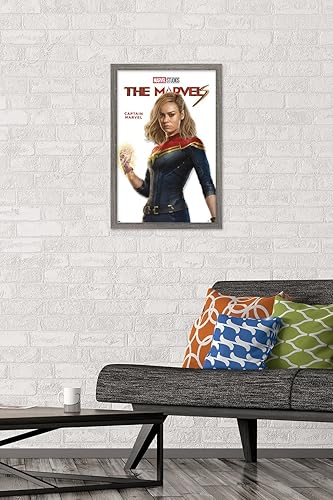 Miniatura 68 de Trends International Marvel The Marvels - Póster de pared de la serie Captain Marvel Feature Series, 22.37 x 34.00 pulgadas, versión enmarcada