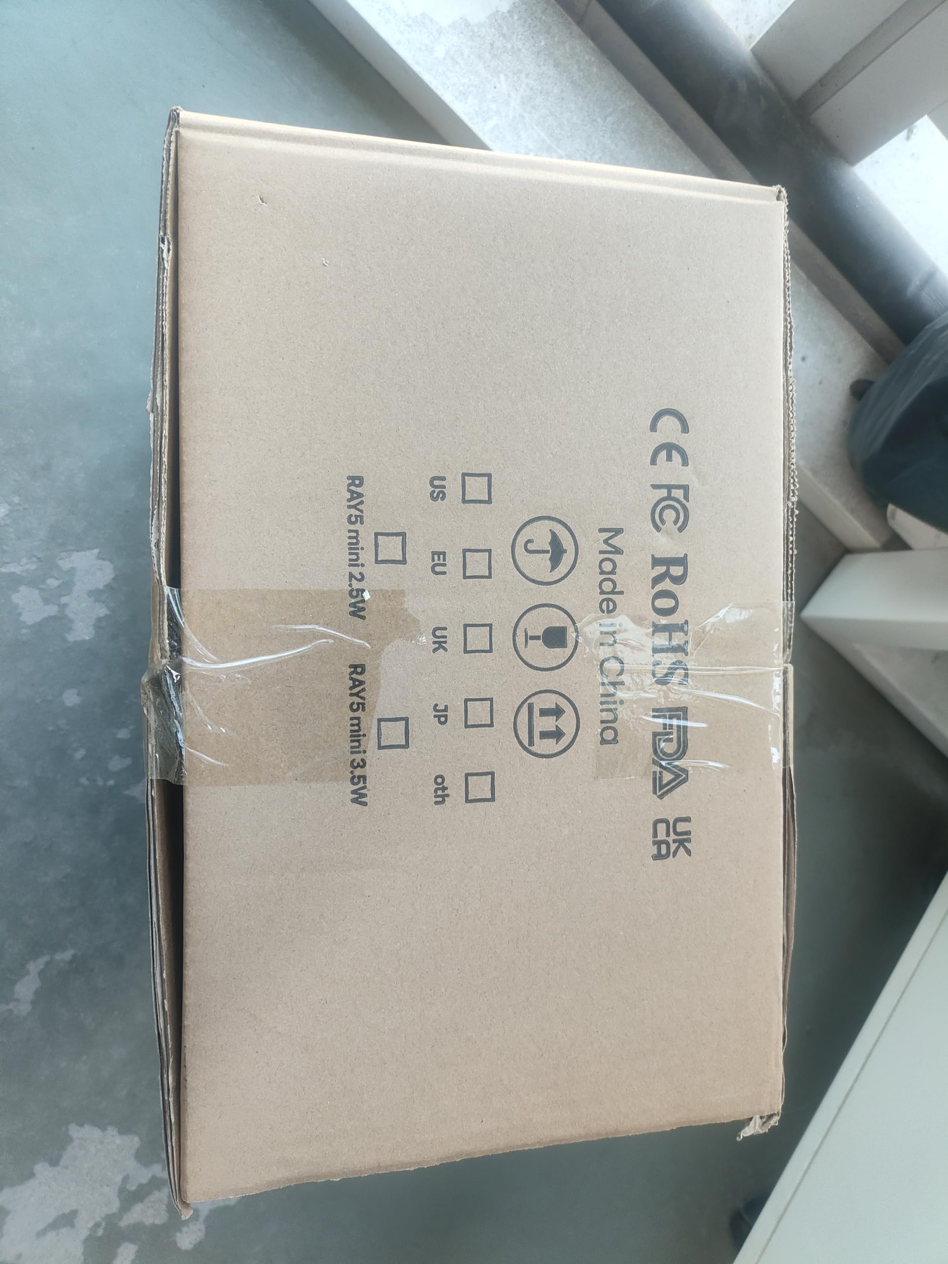 LONGER Ray5 Mini incisione laser, incisione laser CNC 2,5 W ad alta velocità con Wi-Fi, spegnimento di emergenza, per incisione su legno, metallo, acrilico e pelle, area di lavoro 140 × 130 mm | LONGER Ray5 mini incisione laser