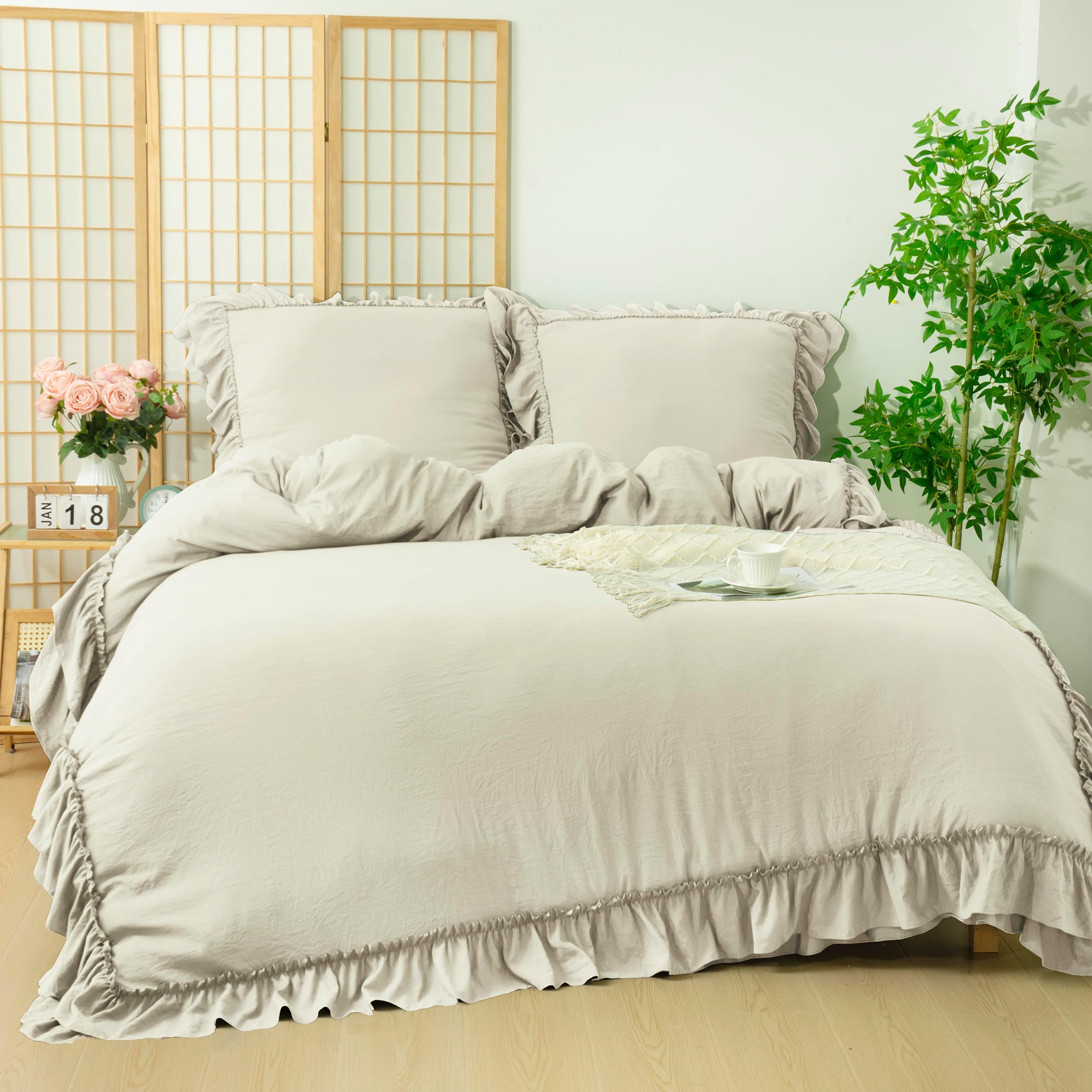 HIG 3 Pieces Camel Ruffle Duvet Cover - OEKO-TEX Certified - King Size 230 x 220 cm with 2 Pillowshams, Soft Breathable Polyester Microfiber, Ruffled Edge Design, Easy Care