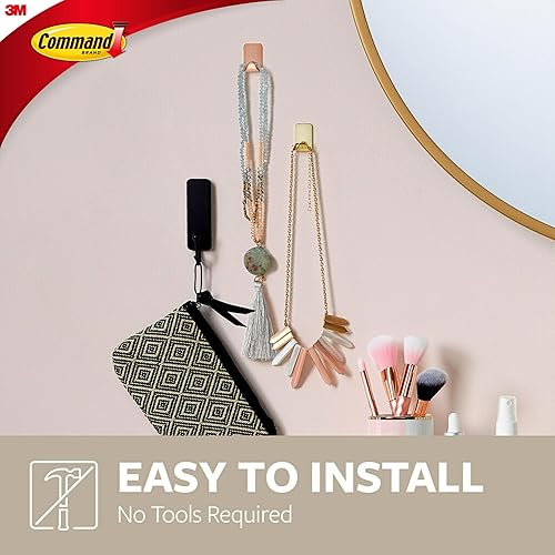 Miniatura 4 de Command Ganchos metálicos pequeños de color latón, 4 ganchos y 5 tiras Command , ganchos de pared sin daños con tiras adhesivas, ganchos adhesivos
