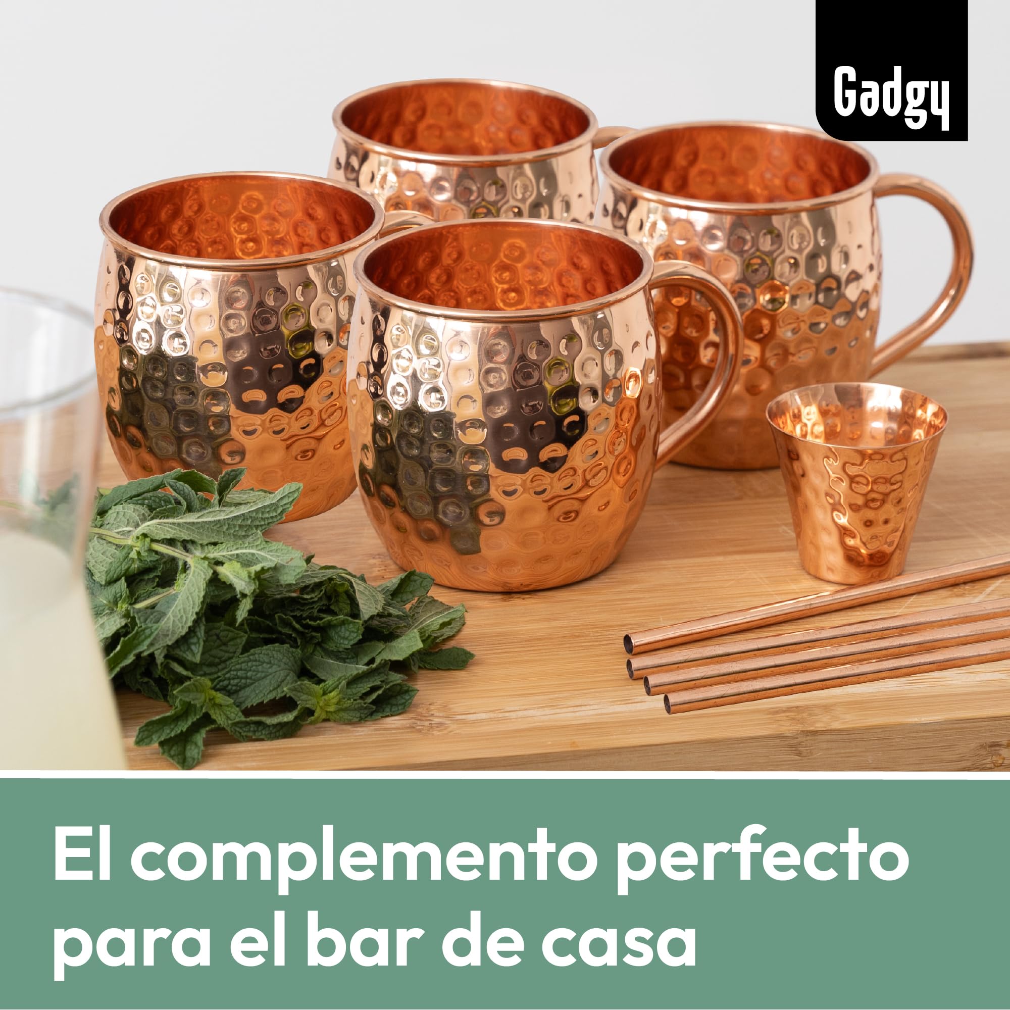 Conjunto de Vasos Moscow Mule Gadgy - Set de Tazas de Cóctel - 4 Vasos de Cobre, 4 Pajitas y un Jigger - 100% Cobre y Hecho a Mano - Regalo para Fiestas