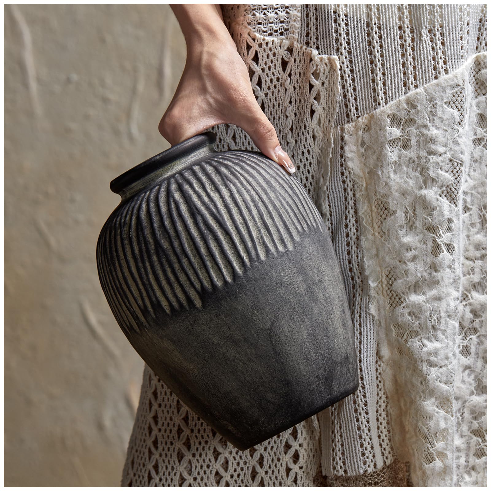 DN DECONATION Vaso da fiori per decorazione domestica, tavolo da cucina, soggiorno, decorazione | Vaso in ceramica da 22,9 cm, grigio scuro, vaso da fiori Wabi-Sabi per soggiorno, centrotavola, vaso opaco per mensola
