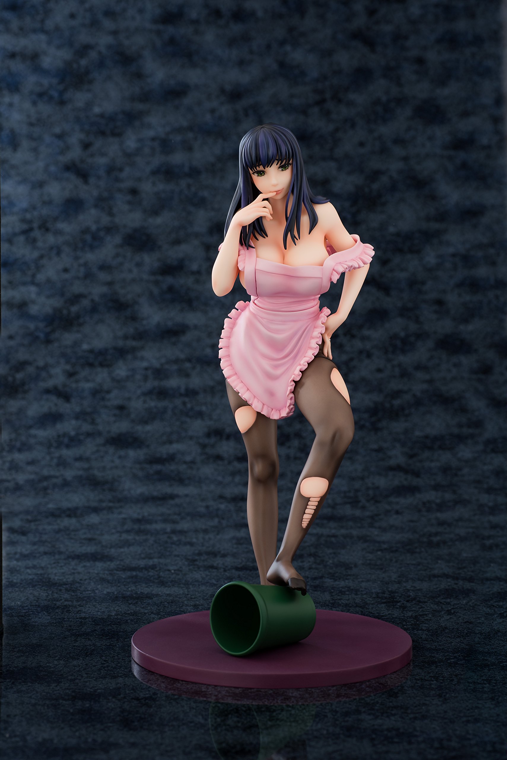 Amazon.co.jp: ドSな新妻 キリコさん 1/6スケール PVC製 塗装済み完成 