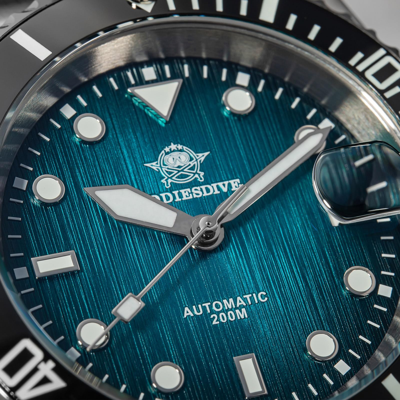 ADDIESDIVE Automatikuhr Herren BGW9 Leuchtend Saphirglas Uhrwerk 8215 mechanisch wasserdicht 200m analoge Herrenuhr Edelstahlarmband AD2536