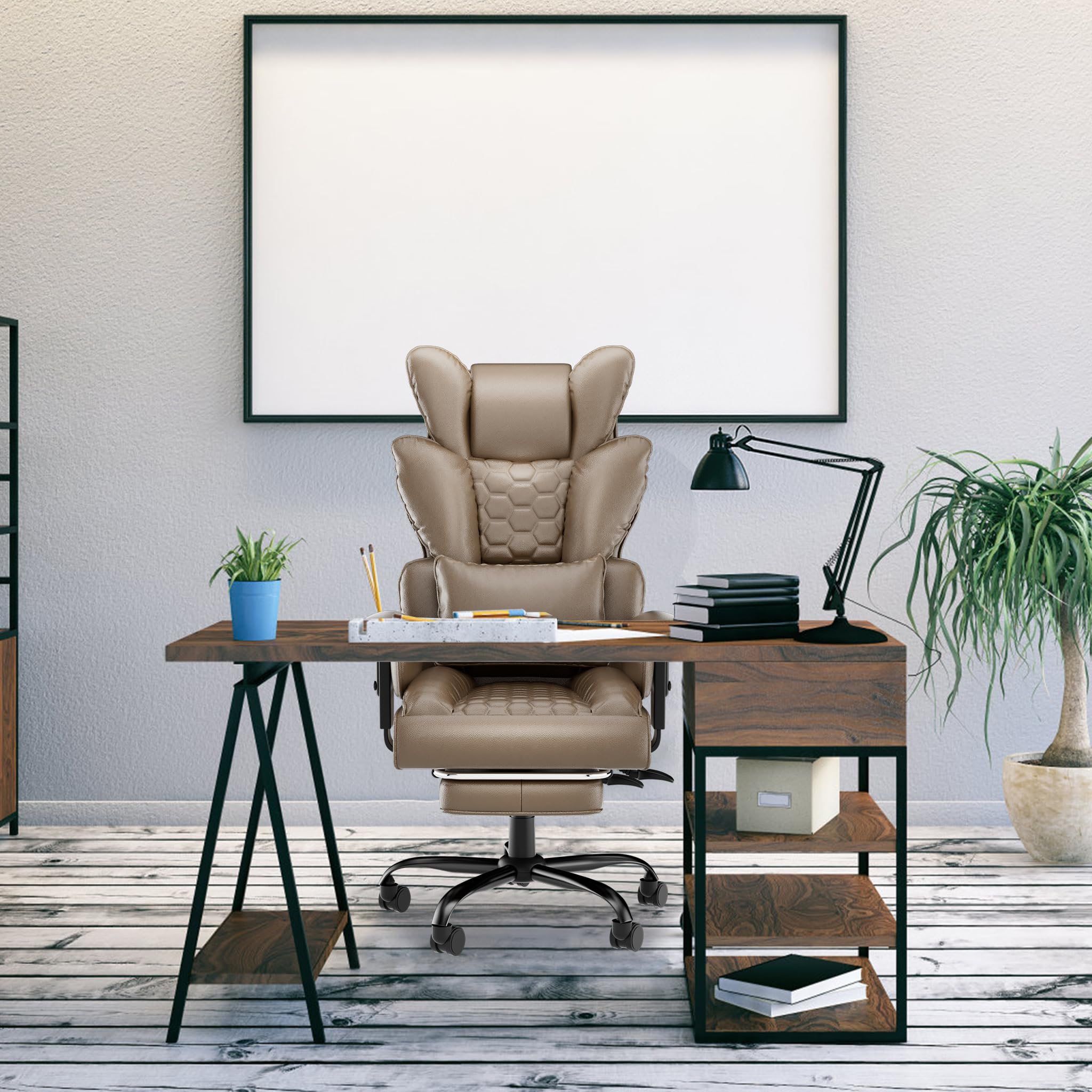 LZQ Ergonomischer Bürostuhl Leder Chefsessel mit Fußstütze, Gaming Stuhl Computerstuhl aus PU, 90-150° Verstellbare Rückenlehne, Höhenverstellbare Armlehnen, 150kg Belastbar für Büro, Braun