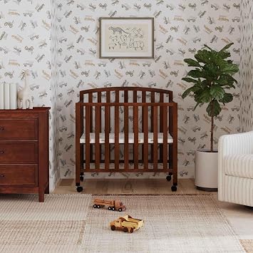 DaVinci Dylan 3-in-1 Convertible Portable Mini Crib, Espresso
