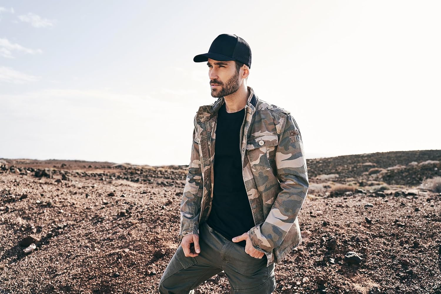 Men's Stylish Weatherproof Active Everyday Outdoor Field Jacket with Stand-up Collar & Concealed Hood