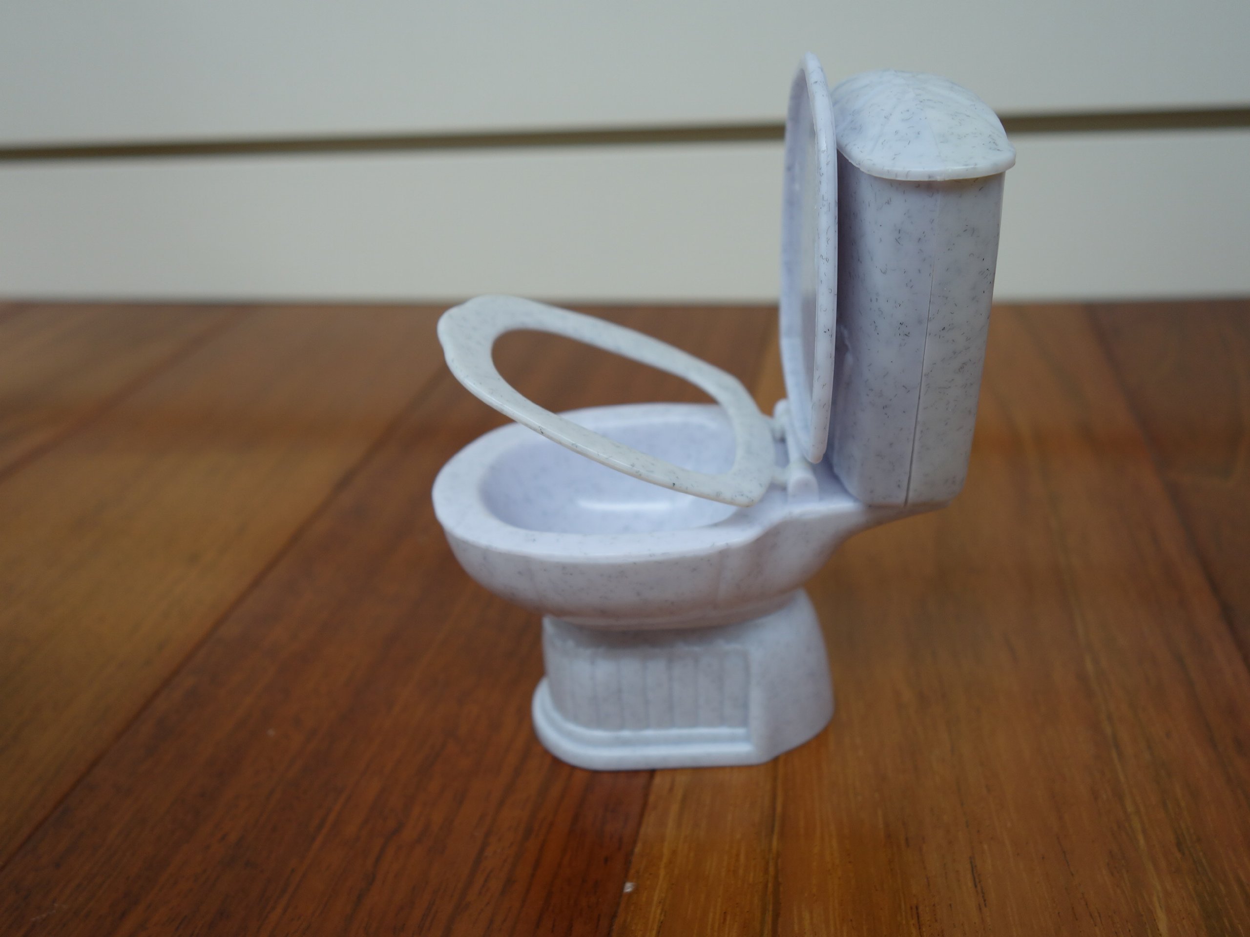 Gloria Dollhouse Furniture Classis Style Bathroom Play Set